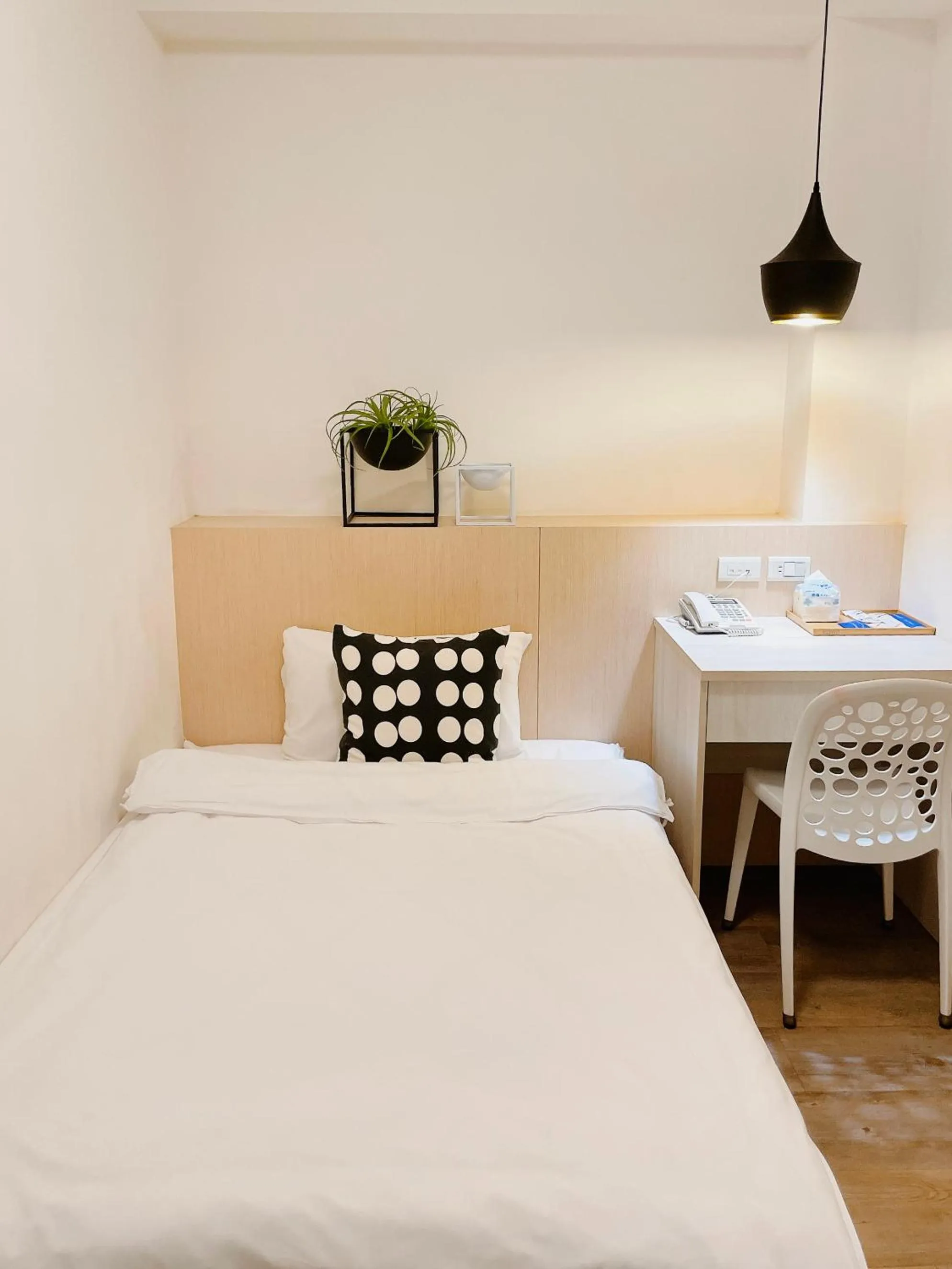 Bed in Hotel Huru House