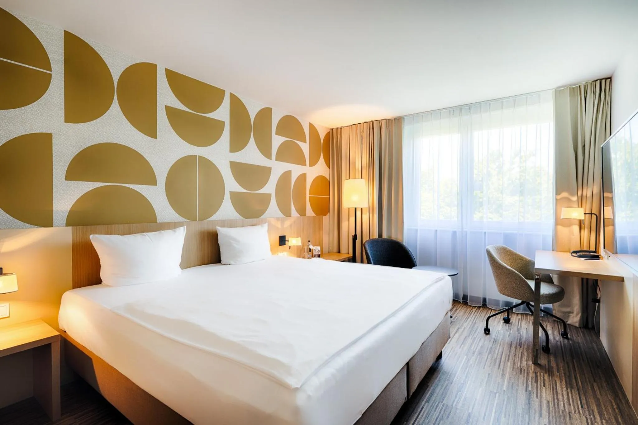 Photo of the whole room, Bed in Welcome Hotel Paderborn