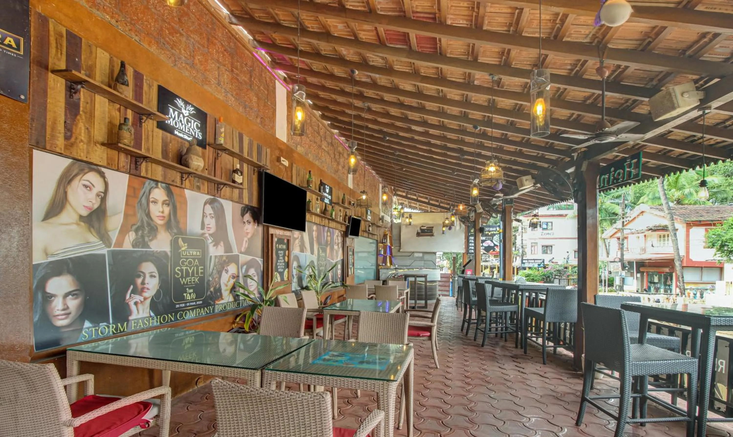 Restaurant/places to eat in Itsy Hotels Tao Residency, 2 Minutes Walk From Baga Beach