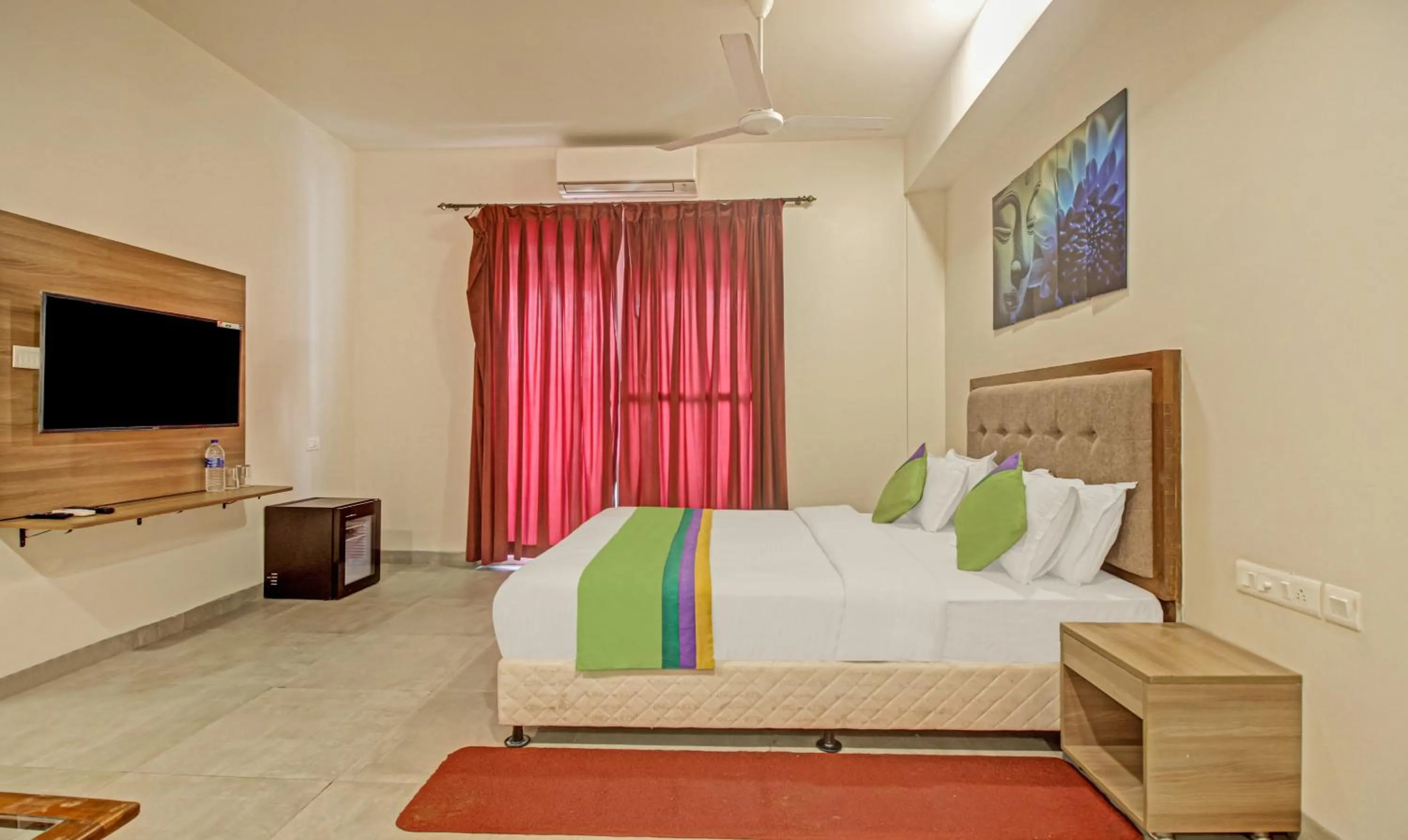 Bedroom in Itsy Hotels Tao Residency, 2 Minutes Walk From Baga Beach