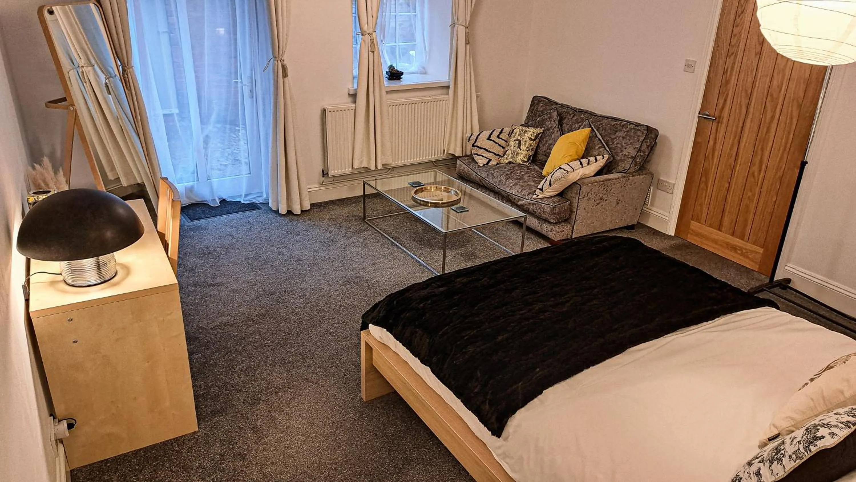 Photo of the whole room, Bed in The Old Vicarage