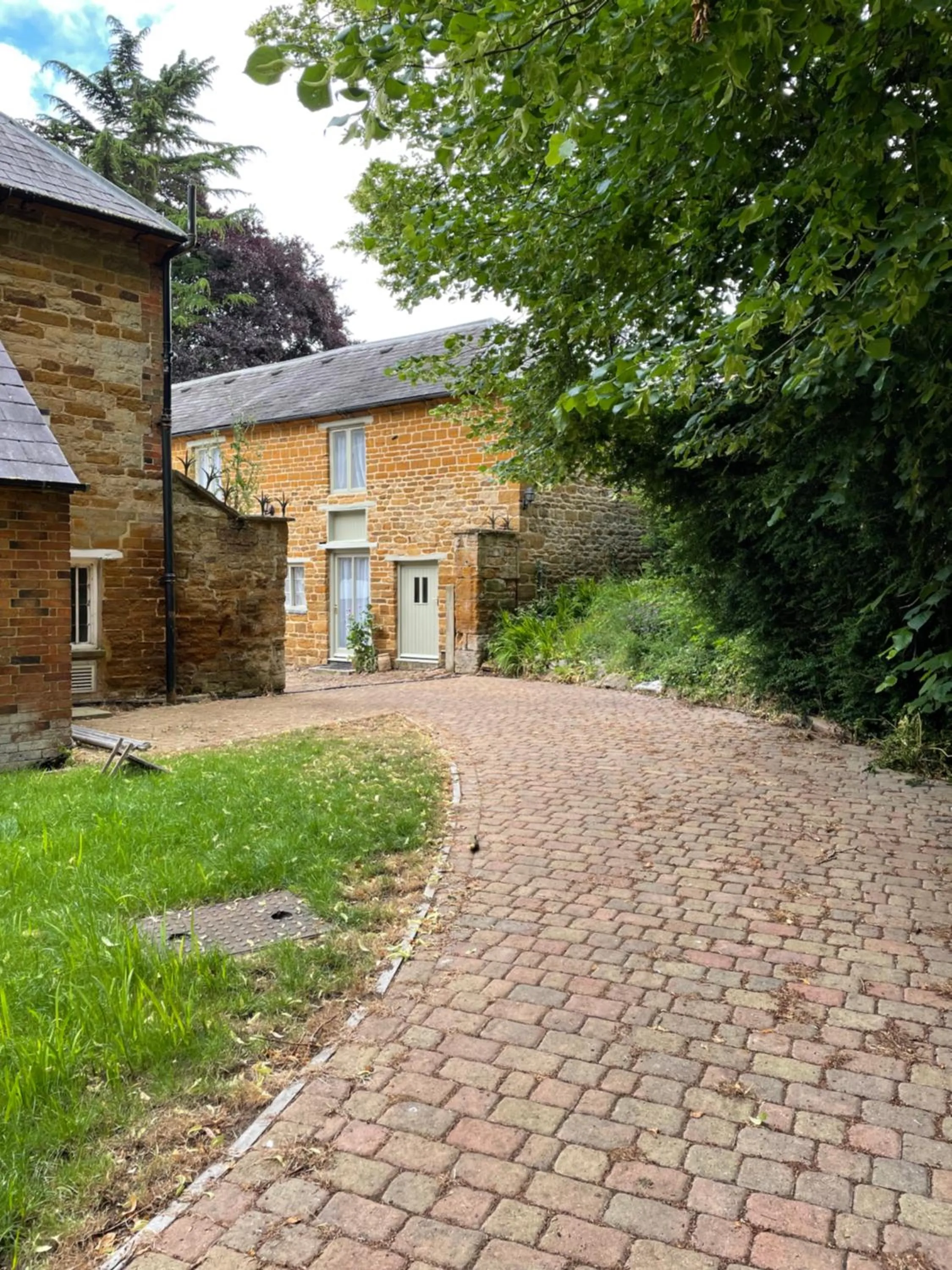 Facade/entrance in The Old Vicarage