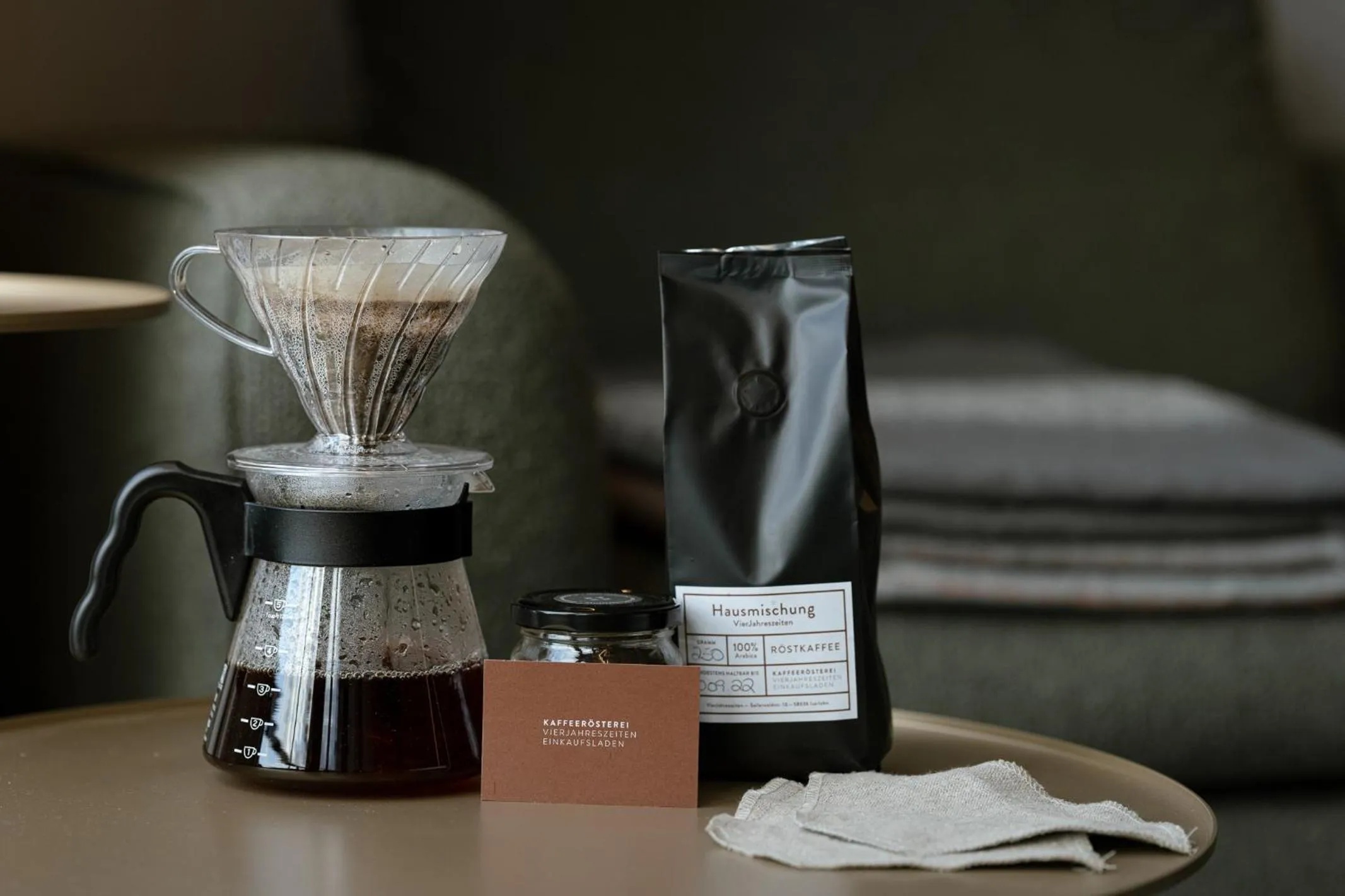 Coffee/tea facilities in Hotel VierJahreszeiten am Seilersee