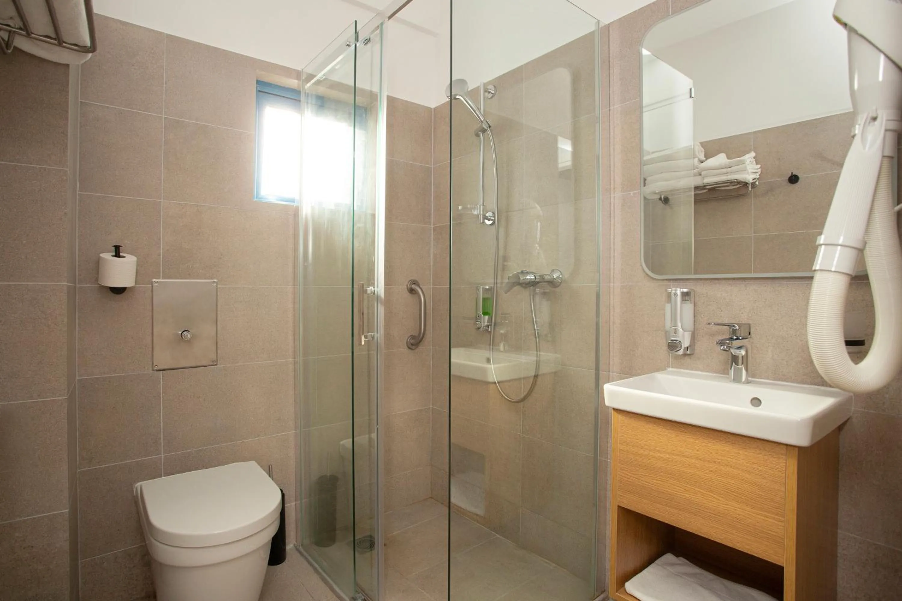 Shower in HOTEL SISSY