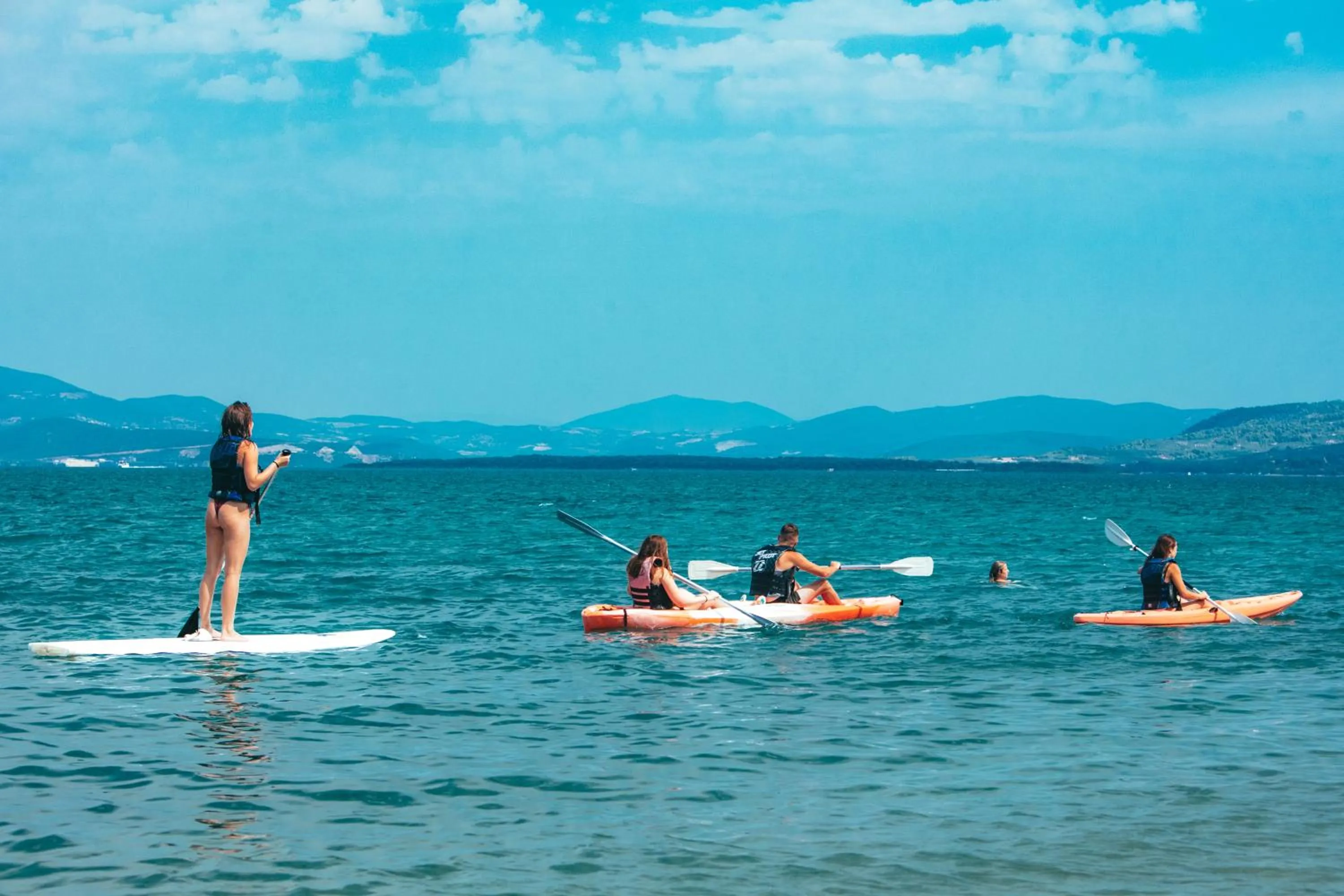 Canoeing in HOTEL SISSY