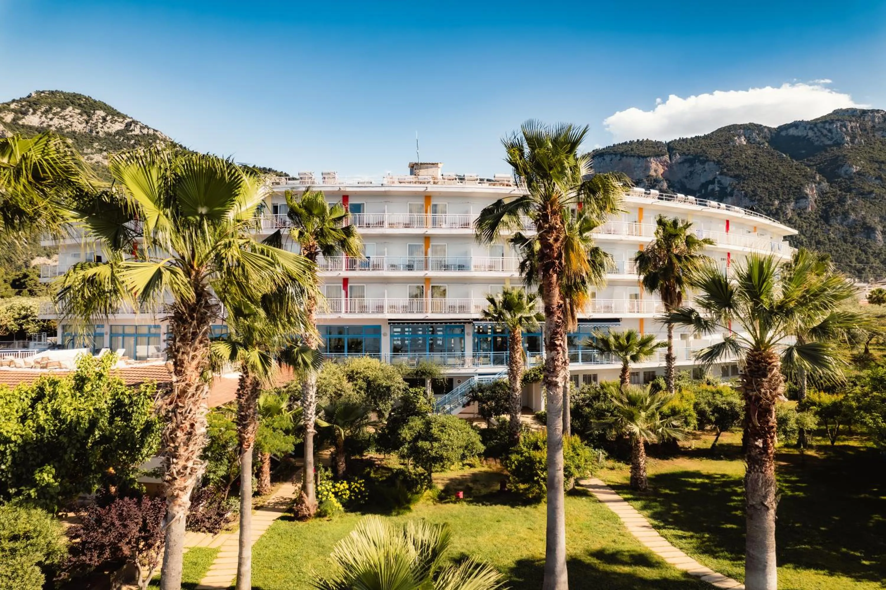 Property building in HOTEL SISSY