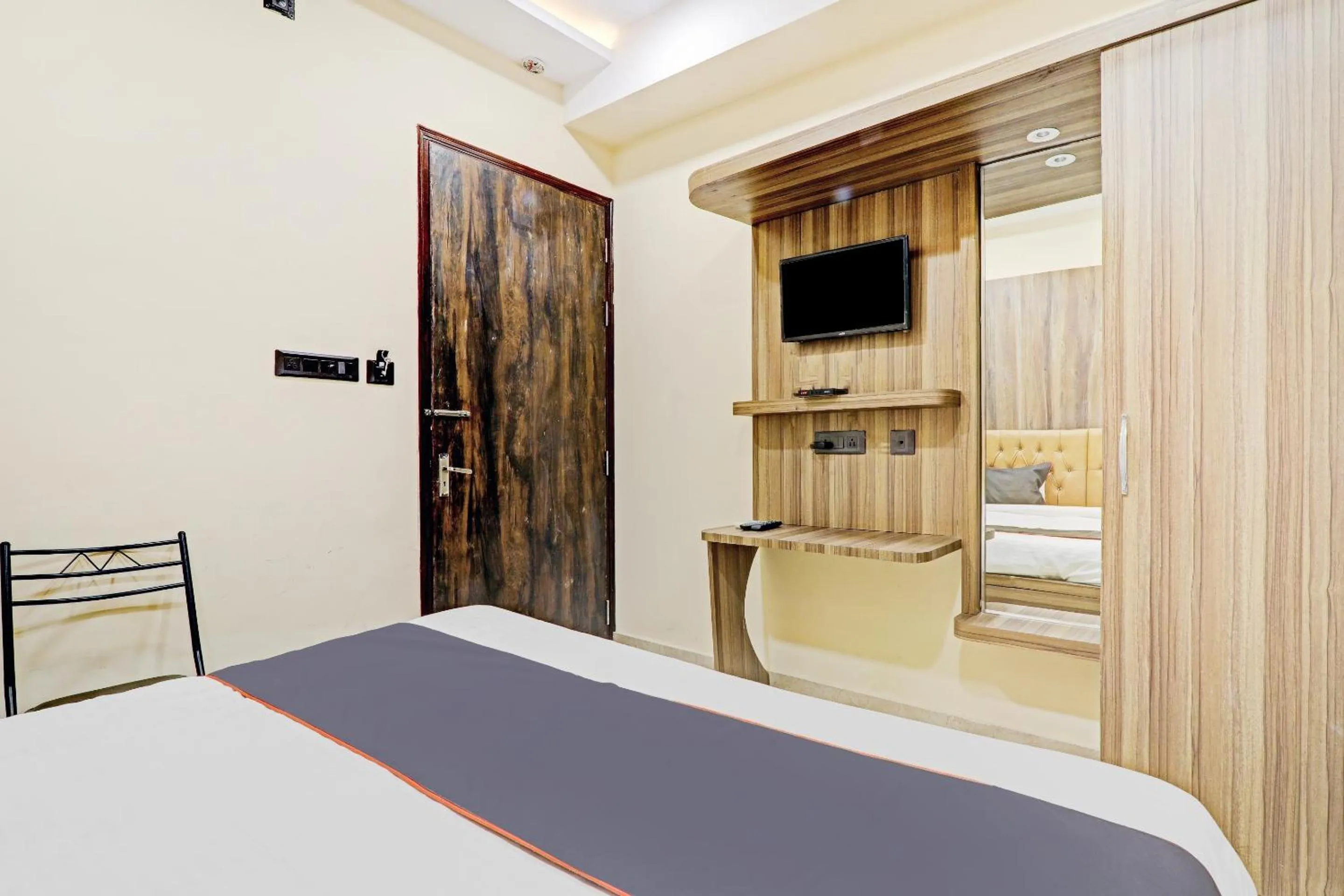 Bedroom, Bed in Townhouse Jayati Oasis Inn