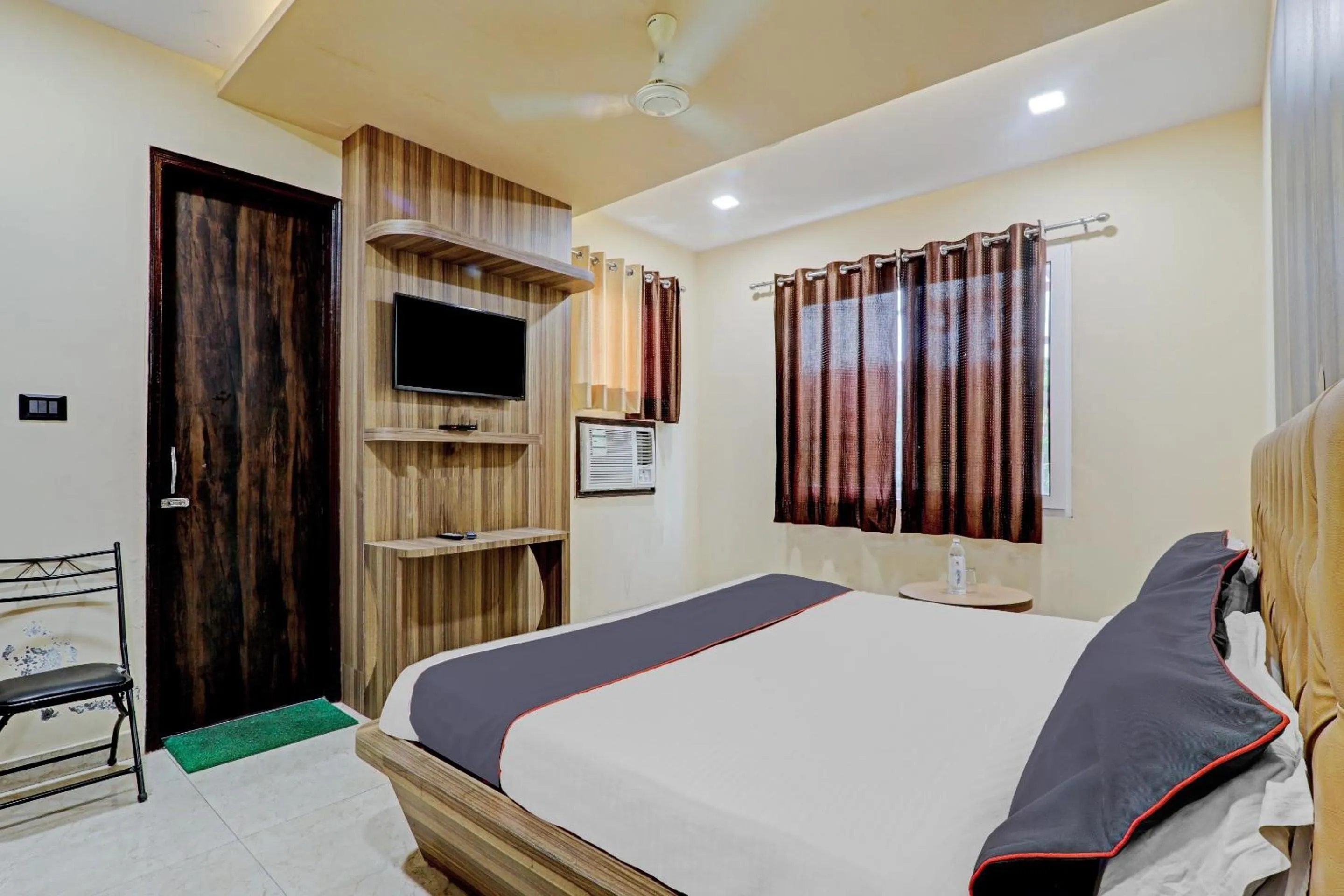 Bedroom, Bed in Townhouse Jayati Oasis Inn