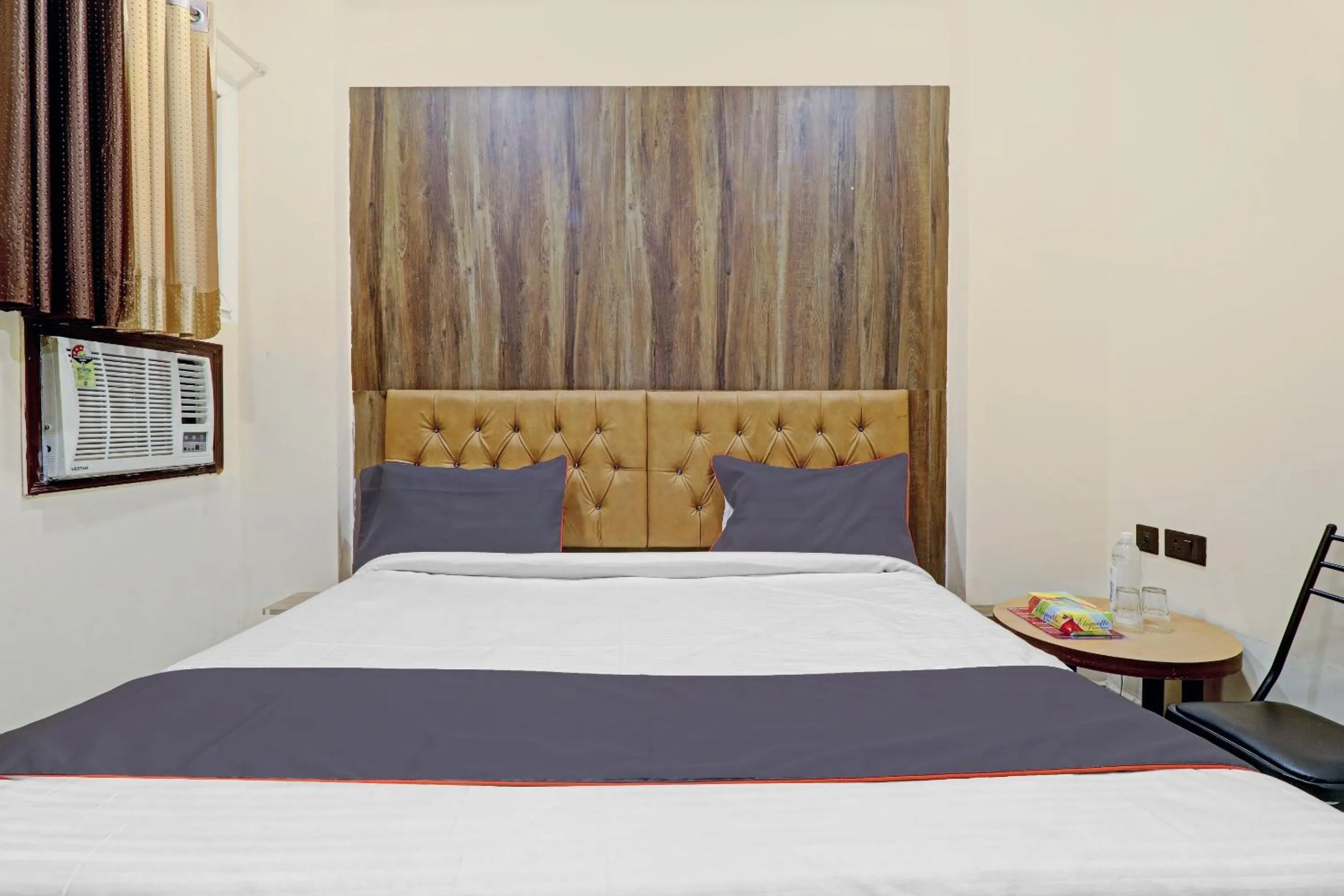 Bedroom, Bed in Townhouse Jayati Oasis Inn