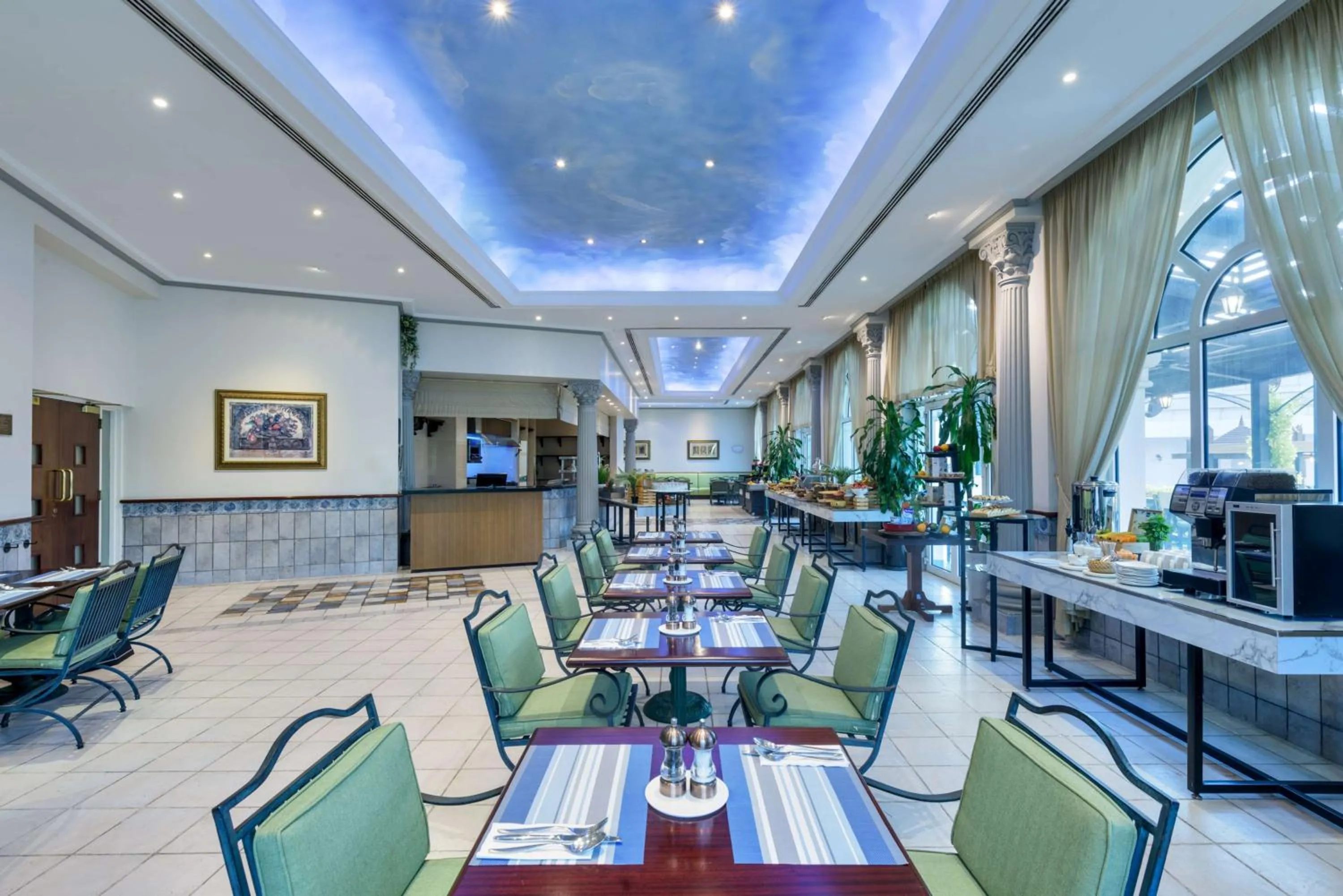 Restaurant/places to eat in Radisson Blu Hotel, Muscat