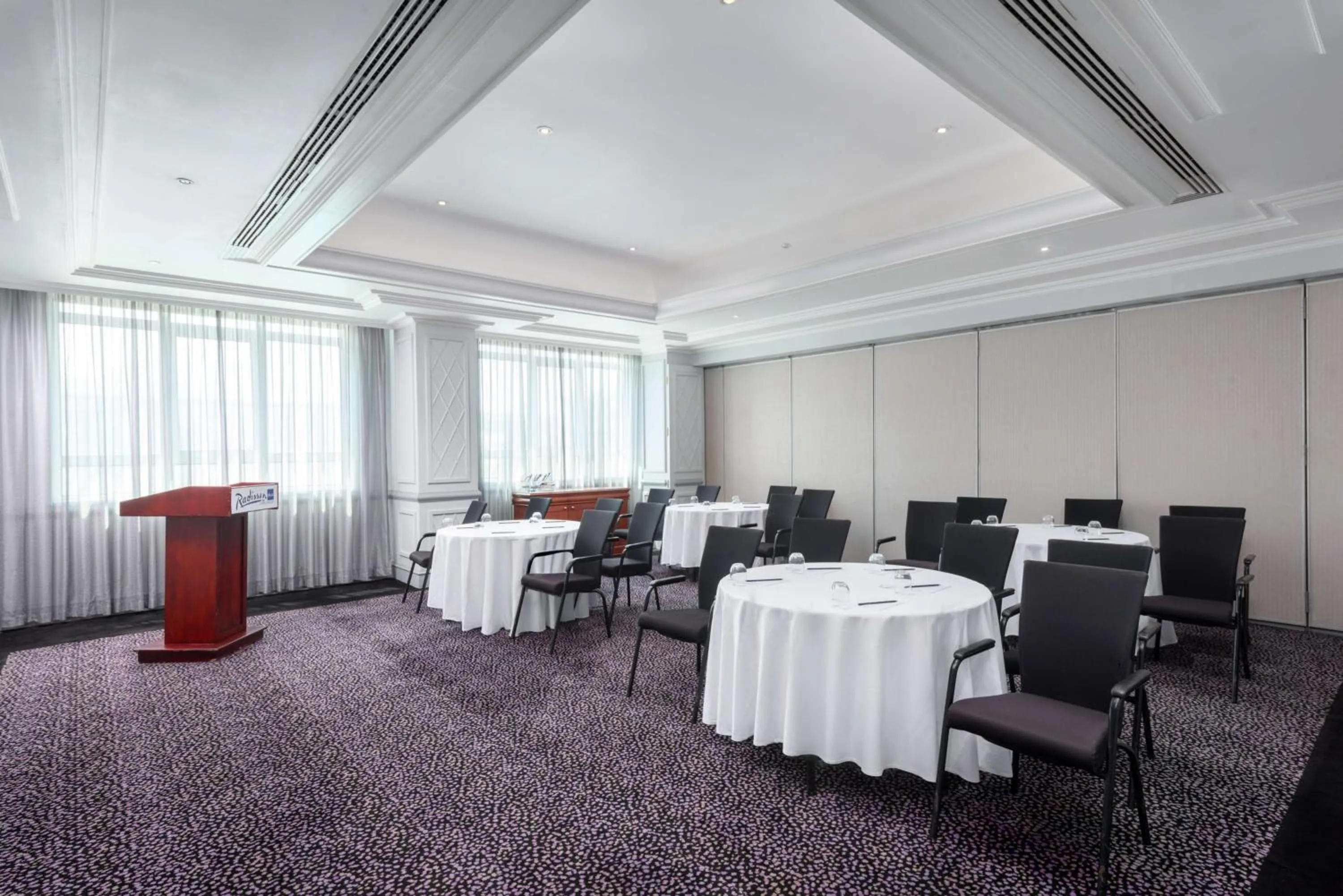 Meeting/conference room in Radisson Blu Hotel, Muscat