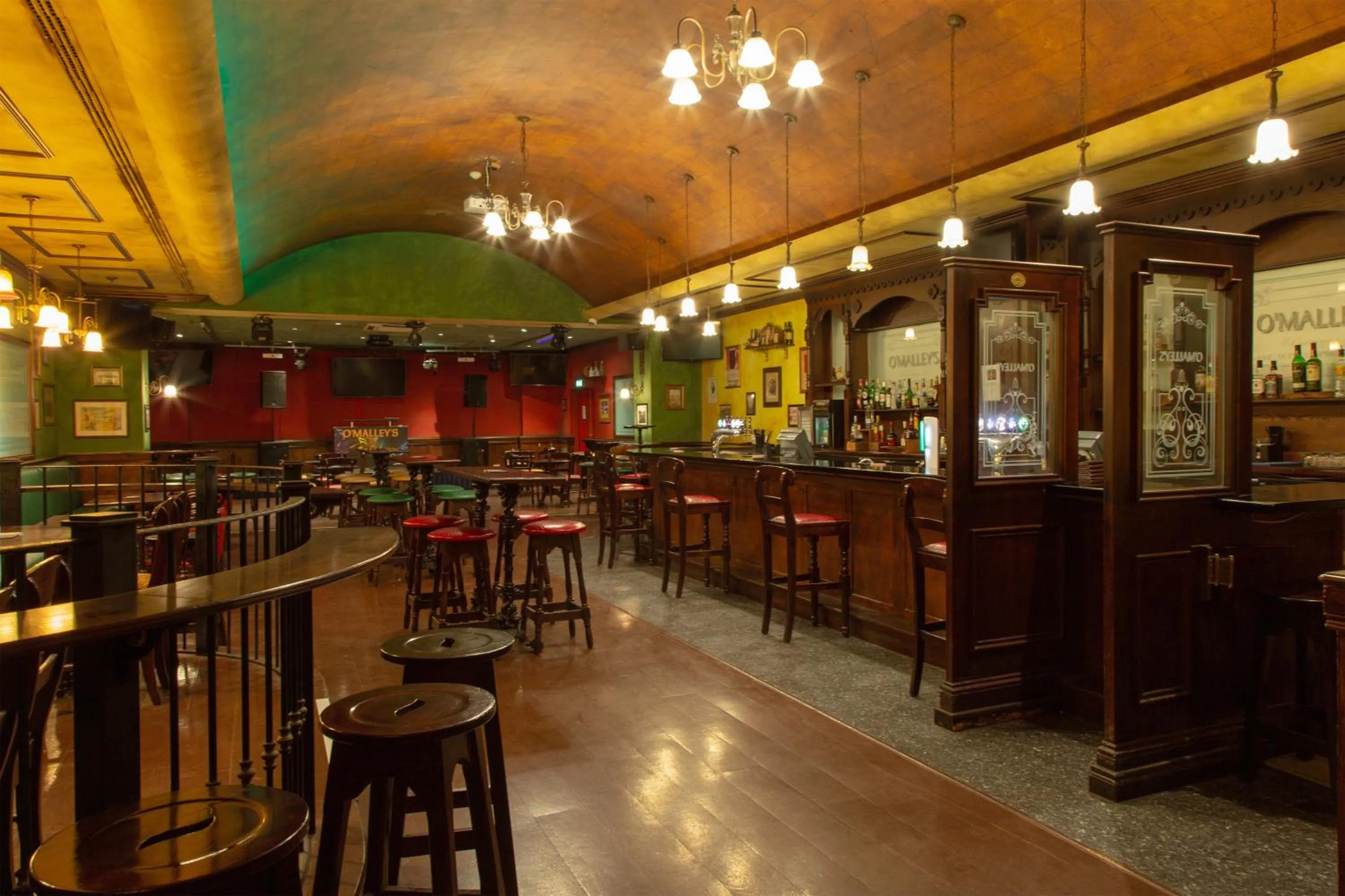 Restaurant/places to eat in Radisson Blu Hotel, Muscat