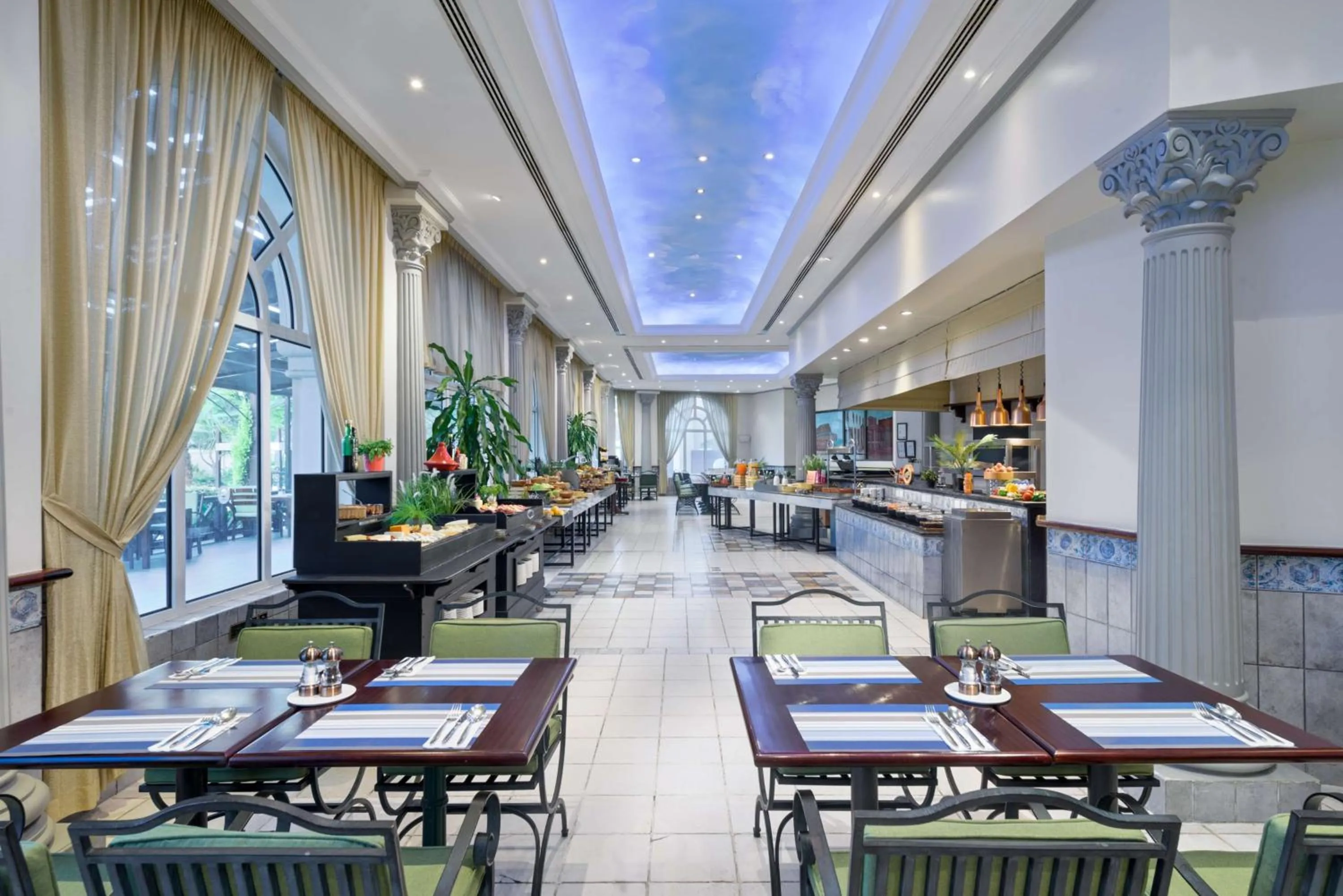 Restaurant/places to eat in Radisson Blu Hotel, Muscat