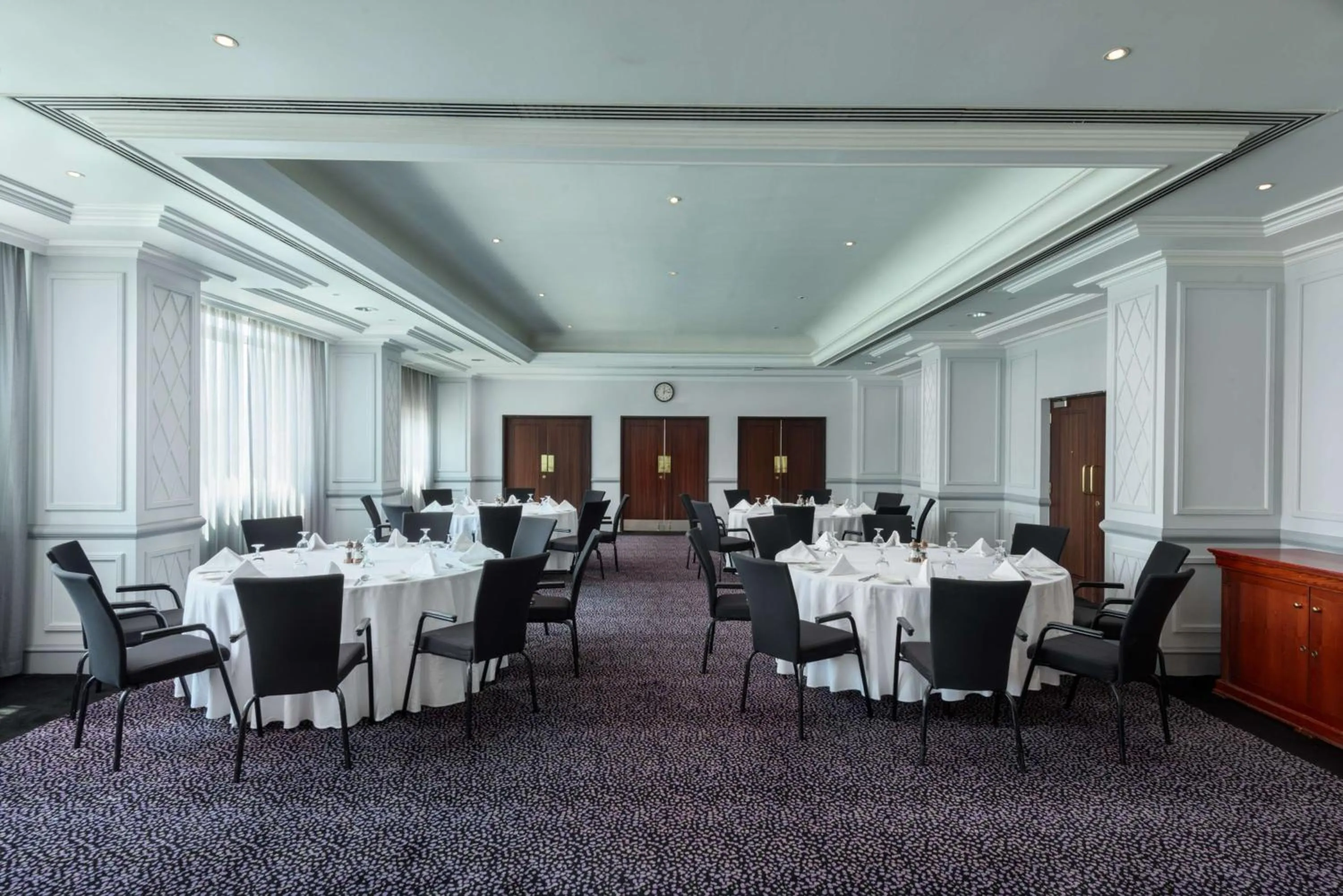 Meeting/conference room in Radisson Blu Hotel, Muscat