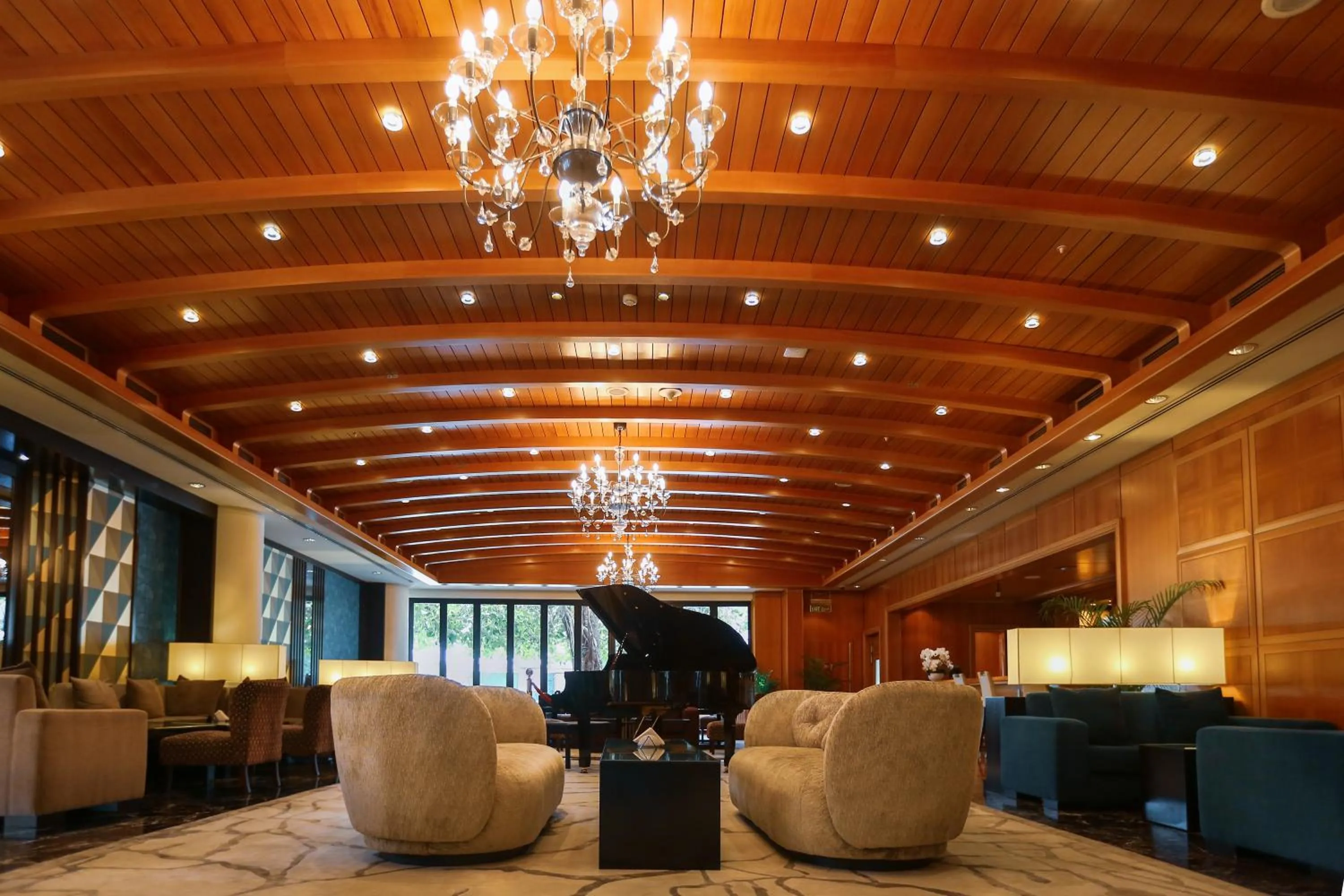 Restaurant/places to eat in Dubai Marine Beach Resort & Spa