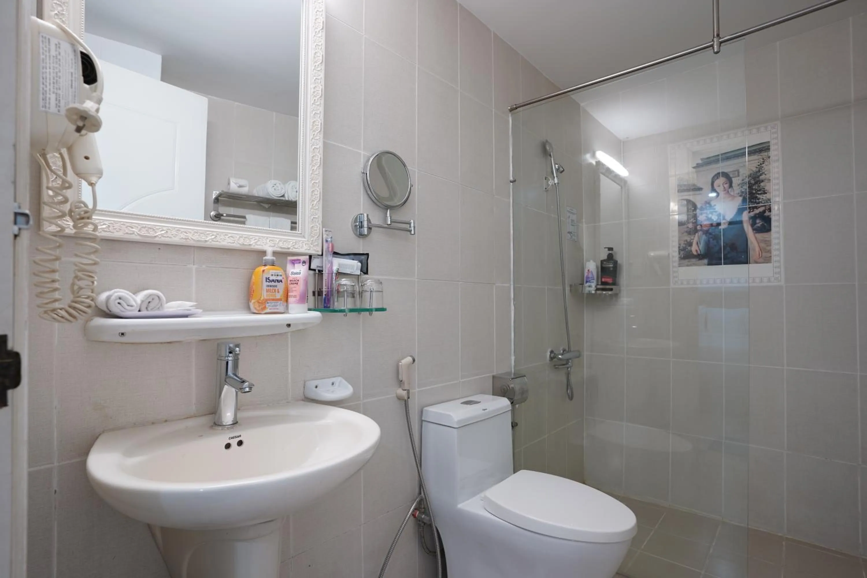 A25 Hotel - 14 Phó Đức Chính