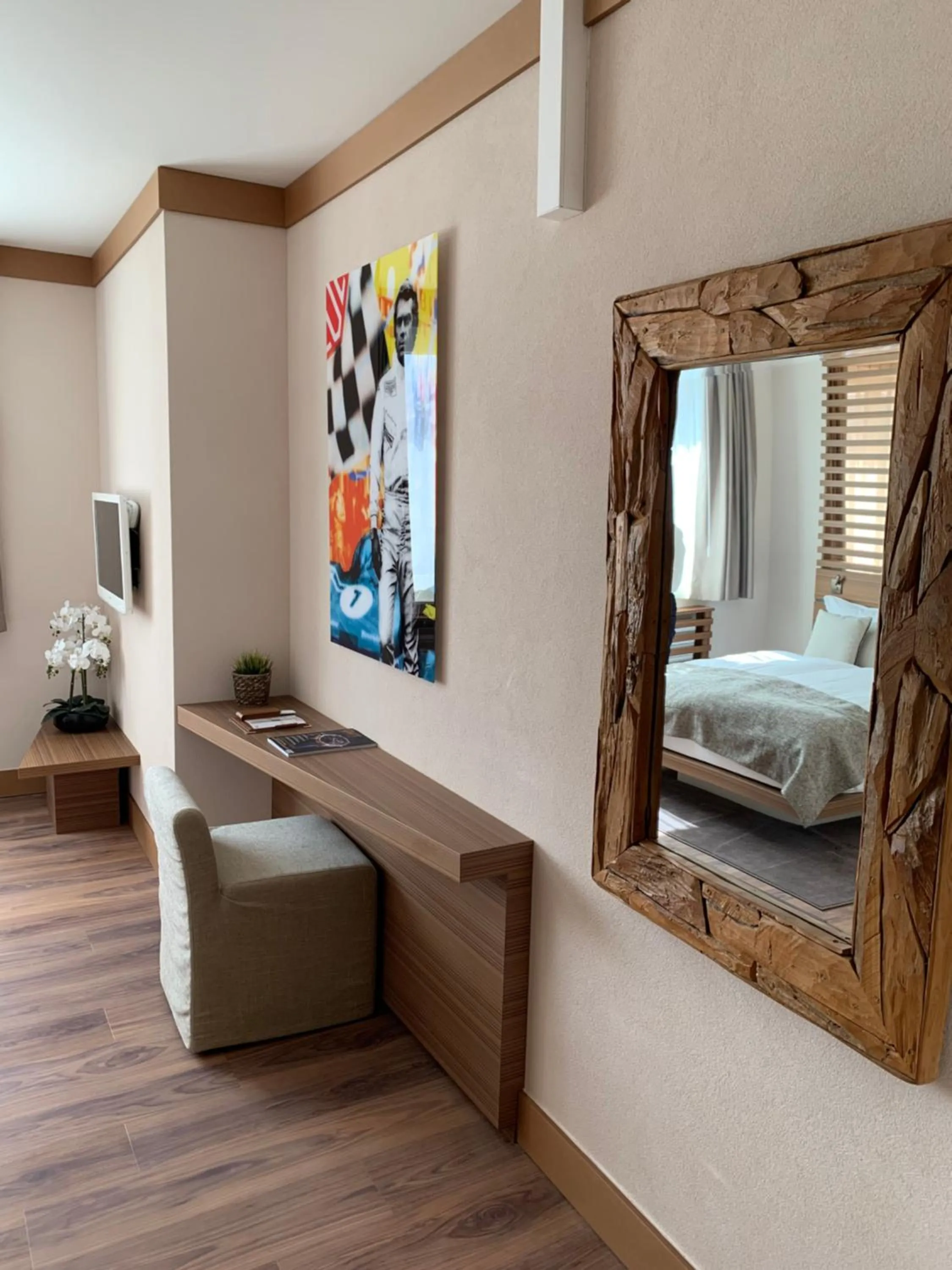 Bedroom, Bed in Hôtel Rallye & Entrées aux Bains de la Gruyère