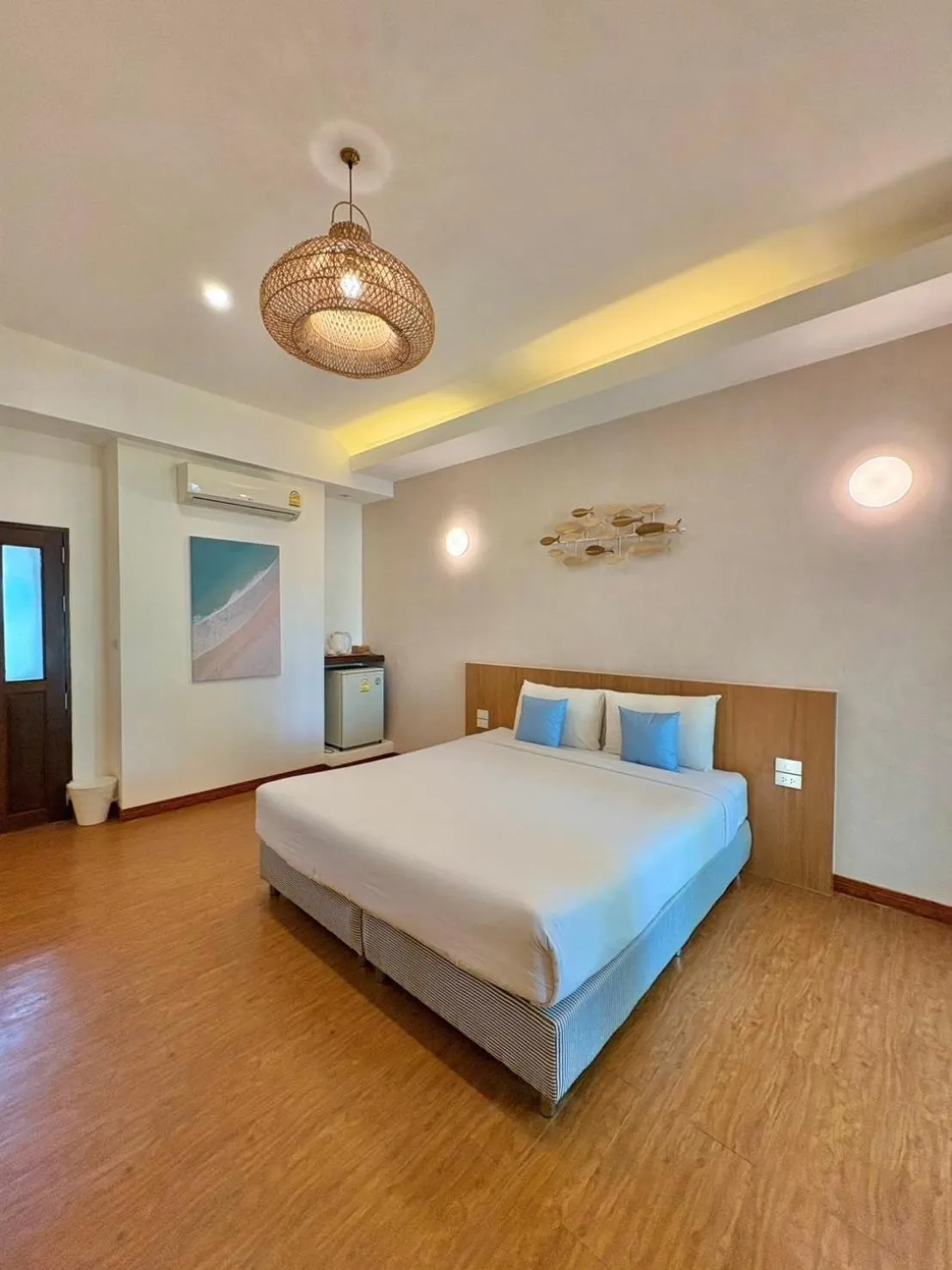 Bed in Nisasiri Boutique Resort