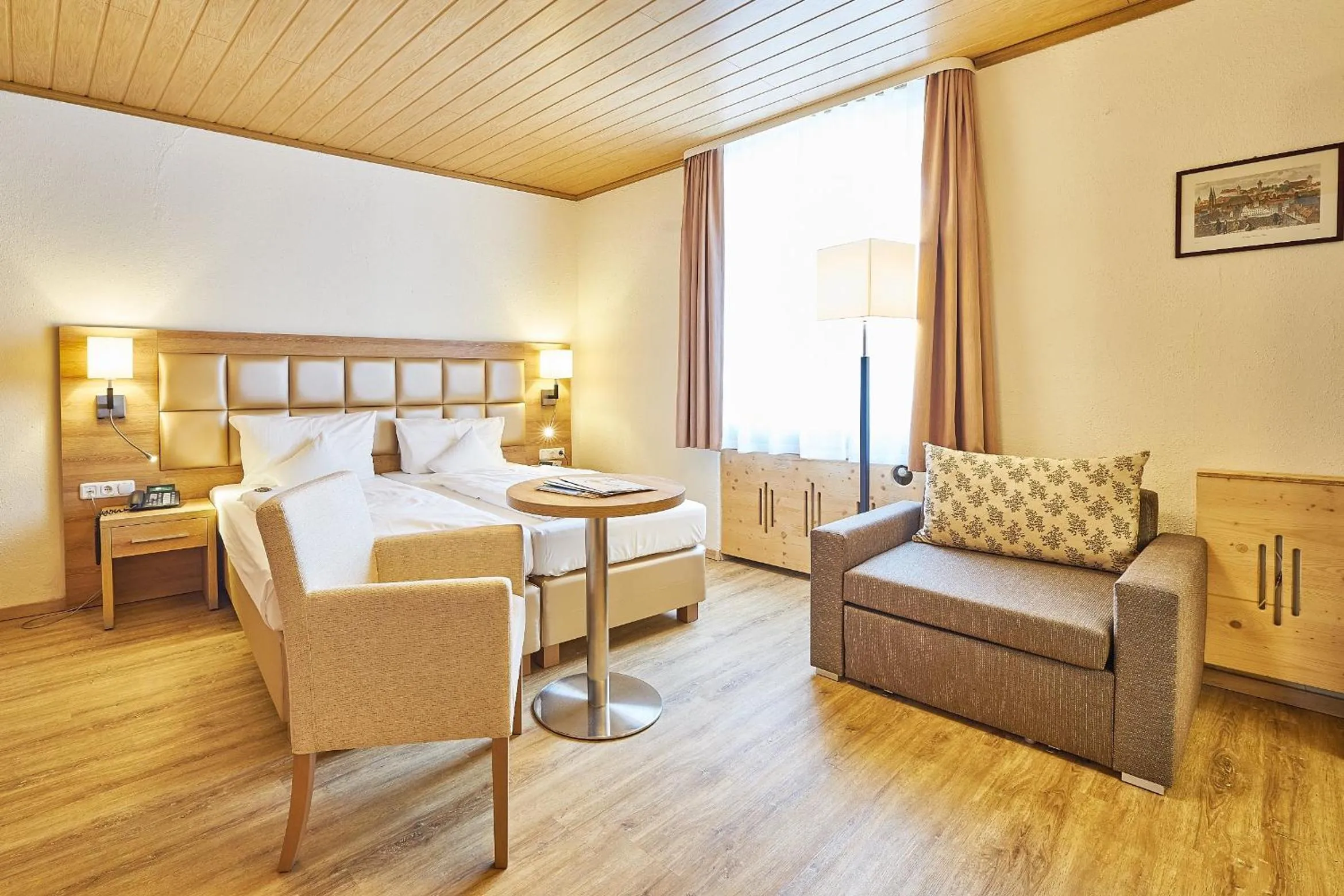 Bed in Akzent Hotel Goldner Stern