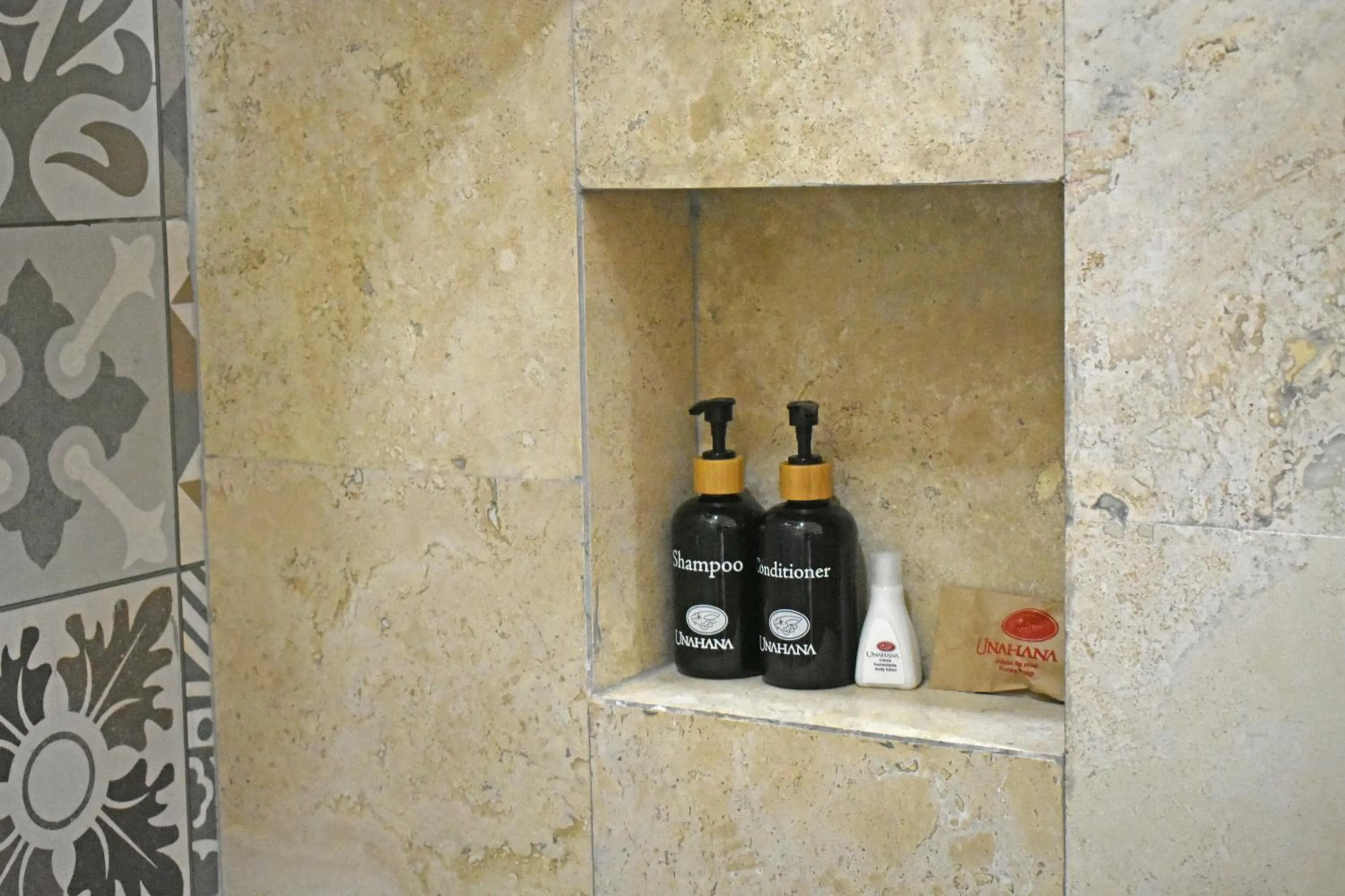 Bathroom in VILLA UNAHANA