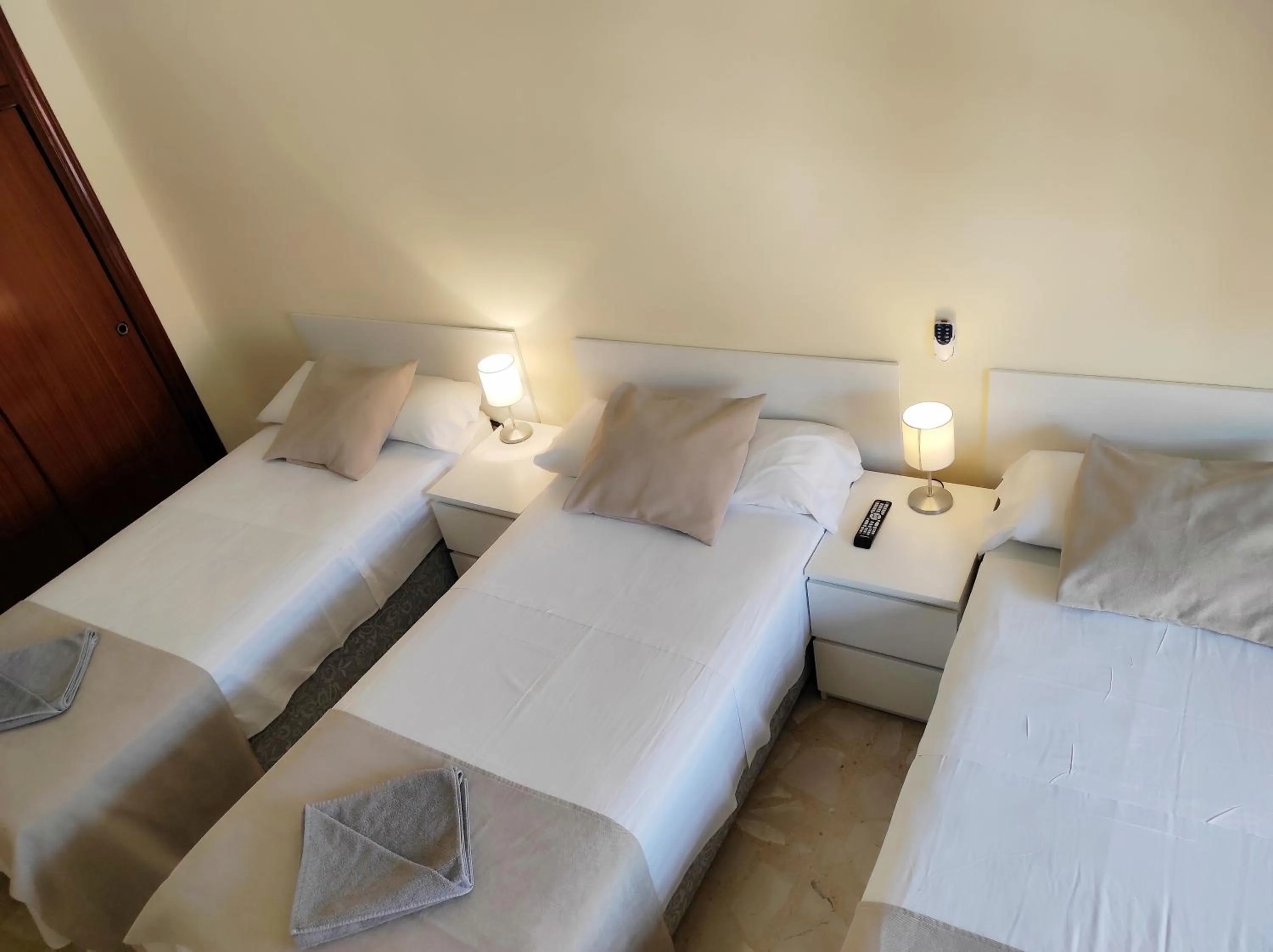 Bed in H Los Rafaeles