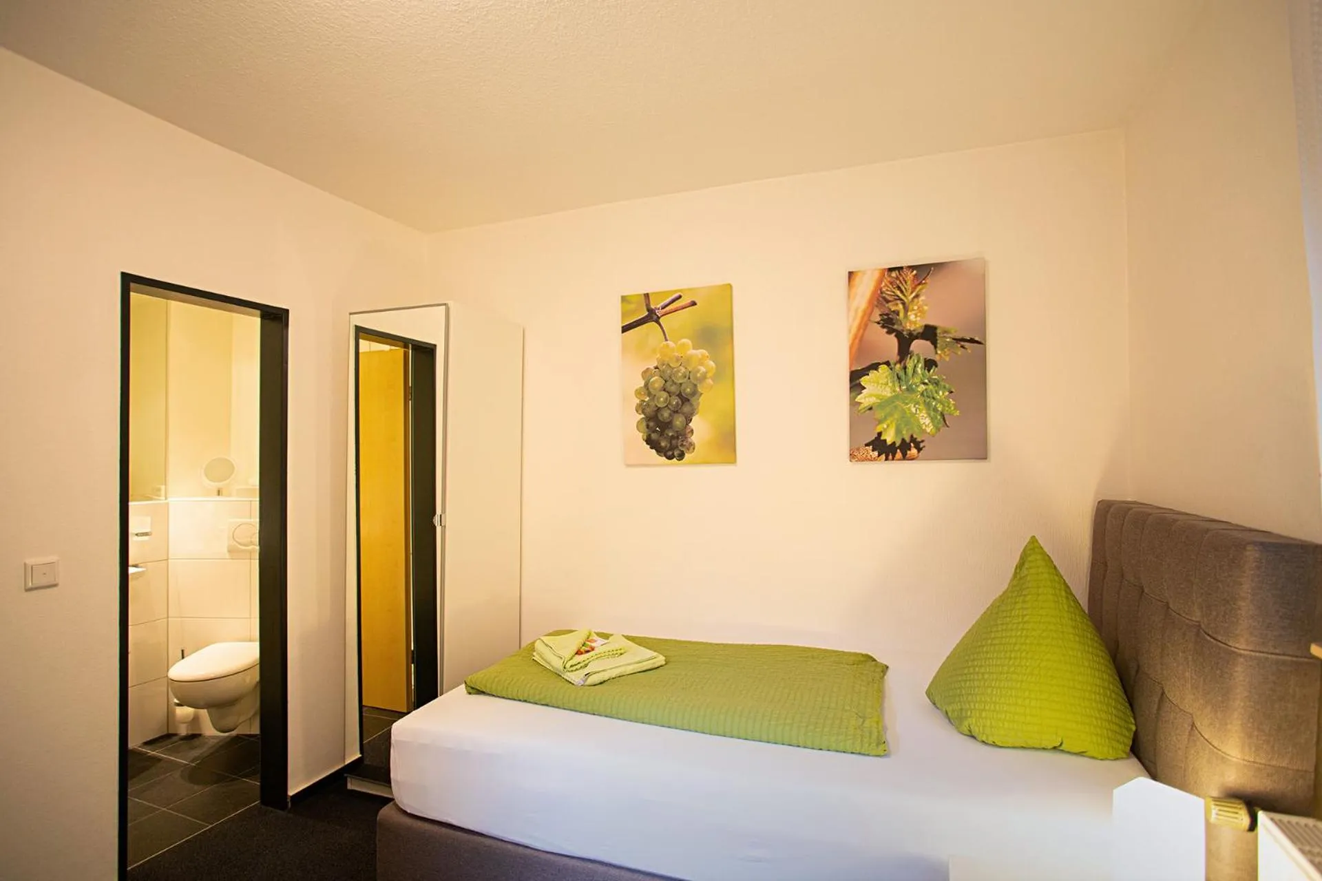 Bed in Hotel Emmerich