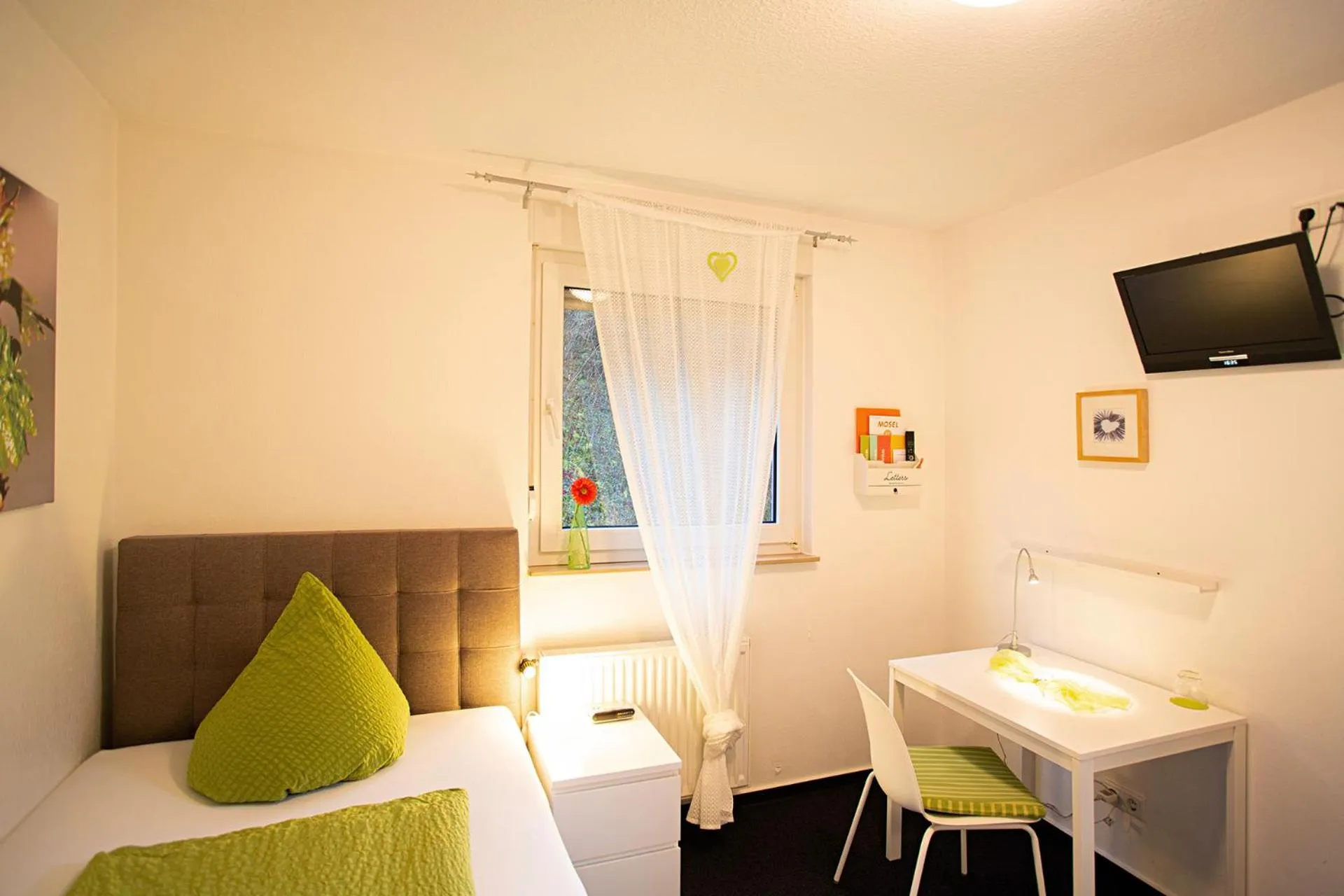 Photo of the whole room, Bed in Hotel Emmerich