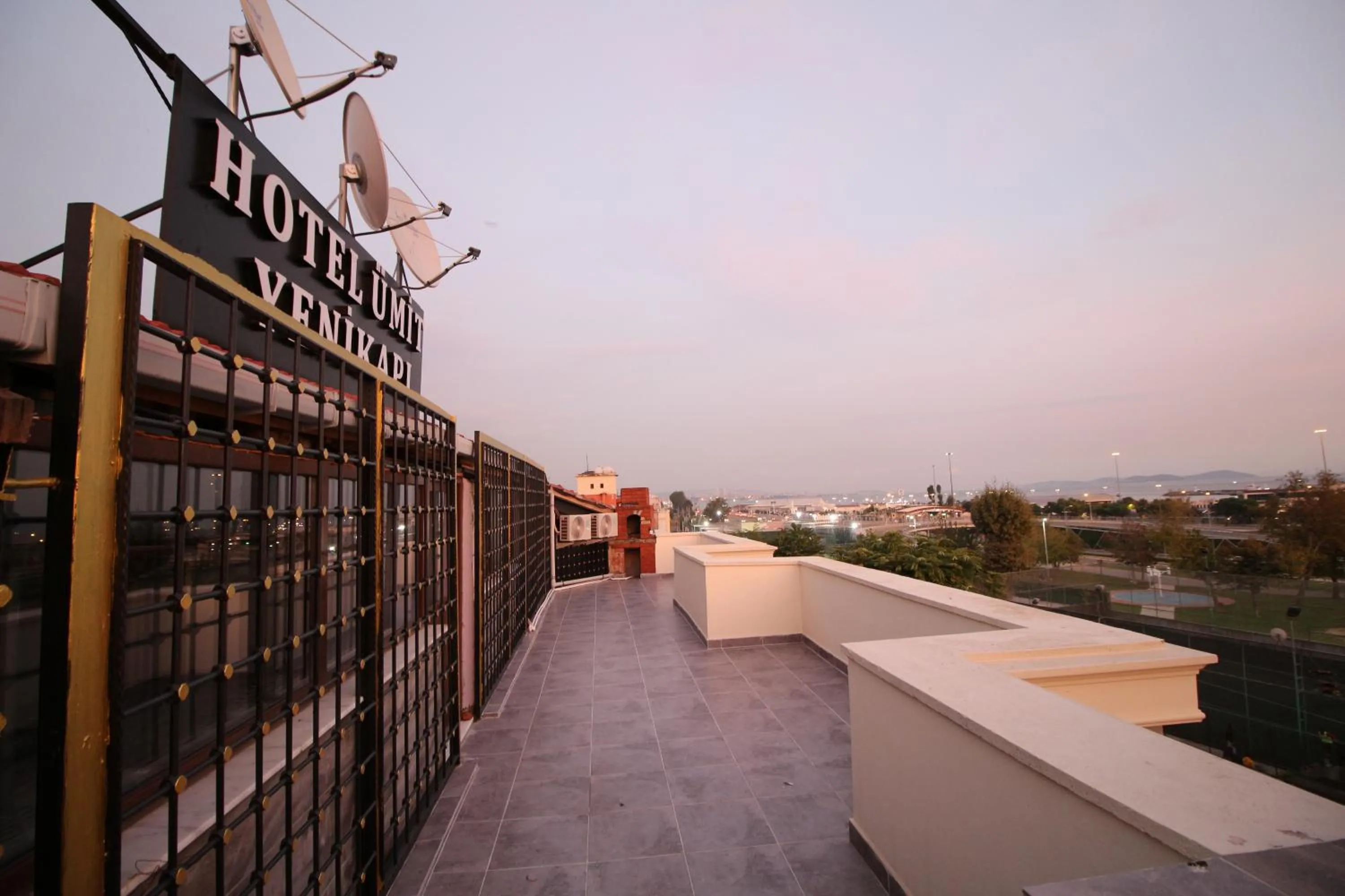 Day in HOTEL ÜMİT YENİKAPI