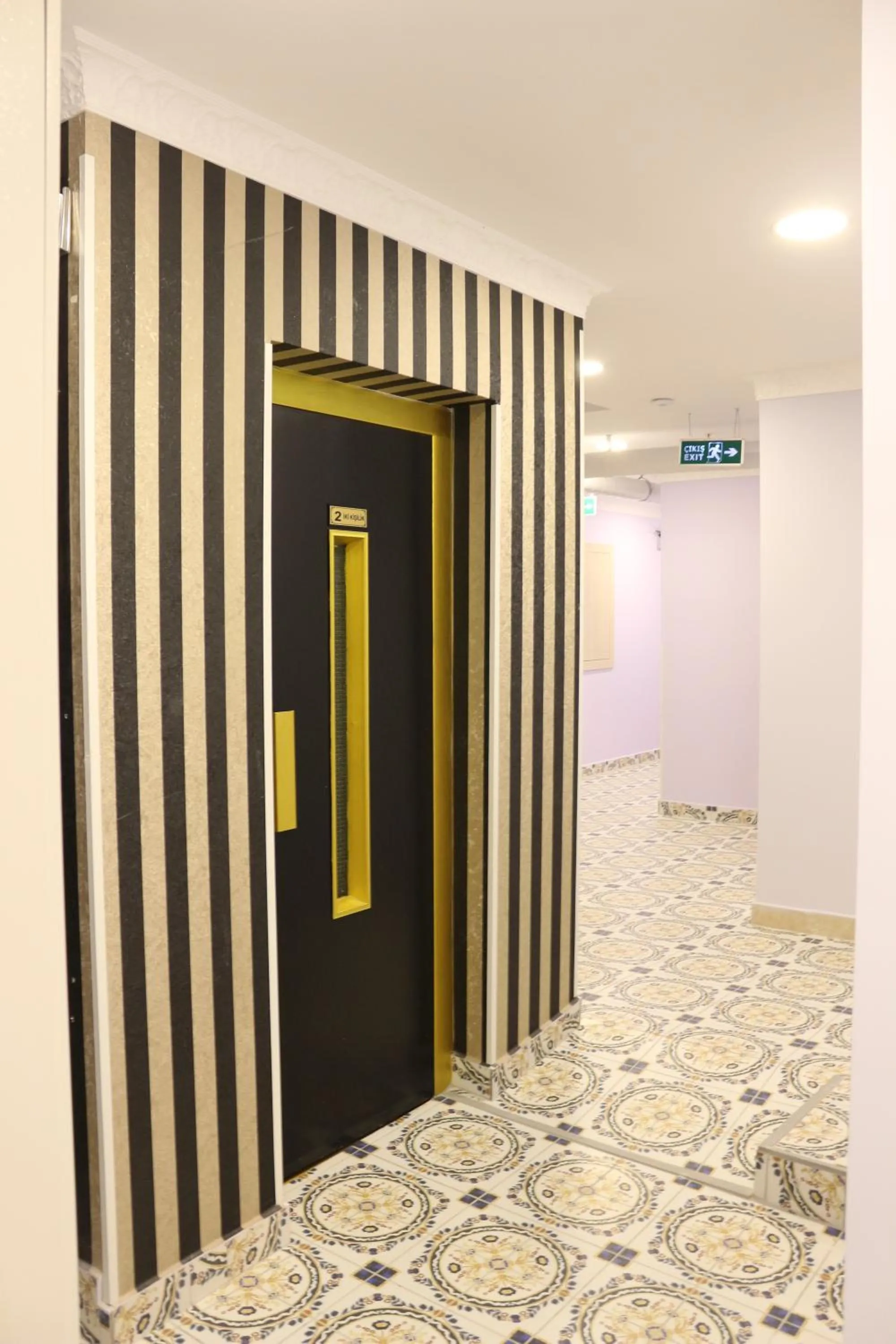 elevator in HOTEL ÜMİT YENİKAPI