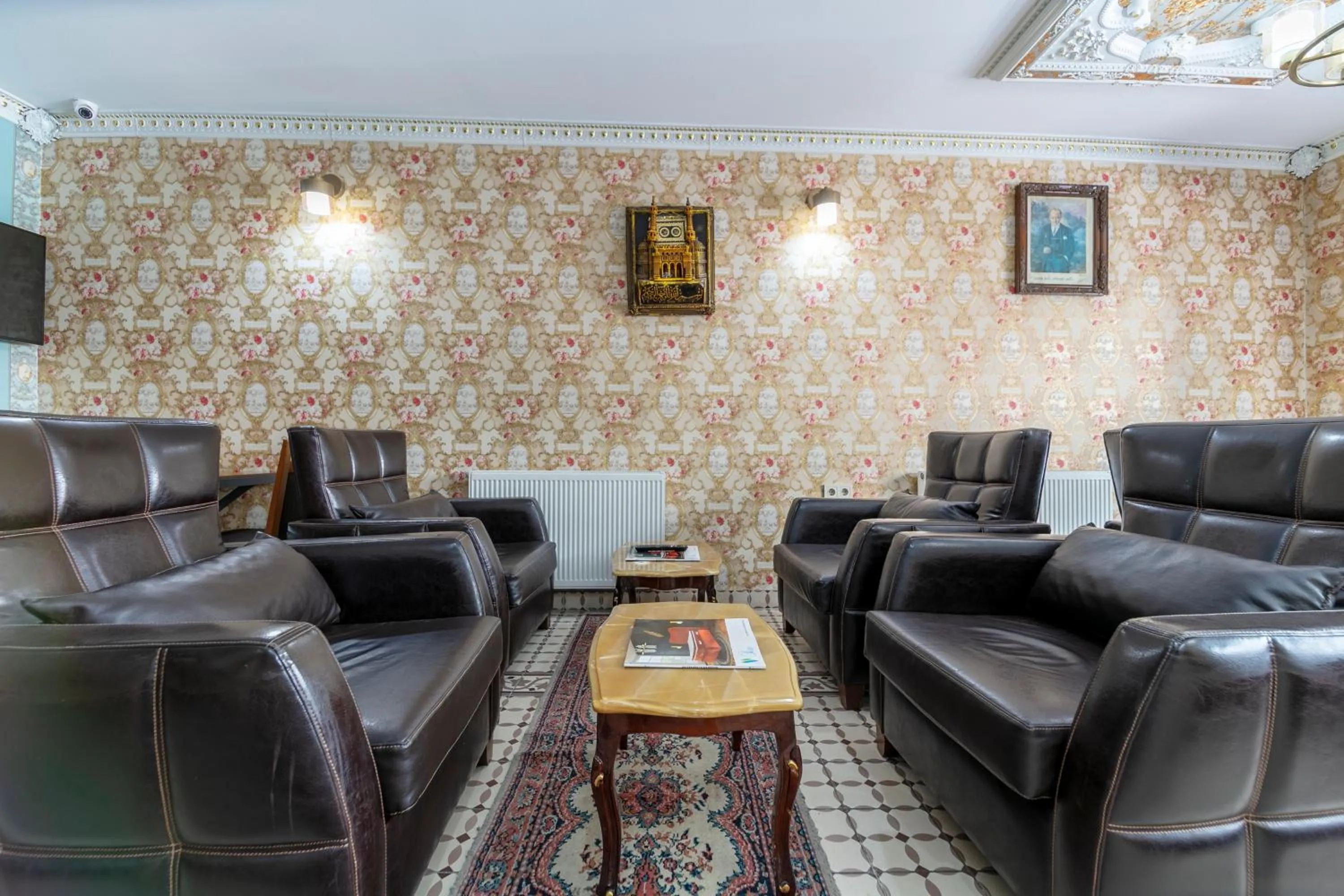 TV and multimedia in HOTEL ÜMİT YENİKAPI