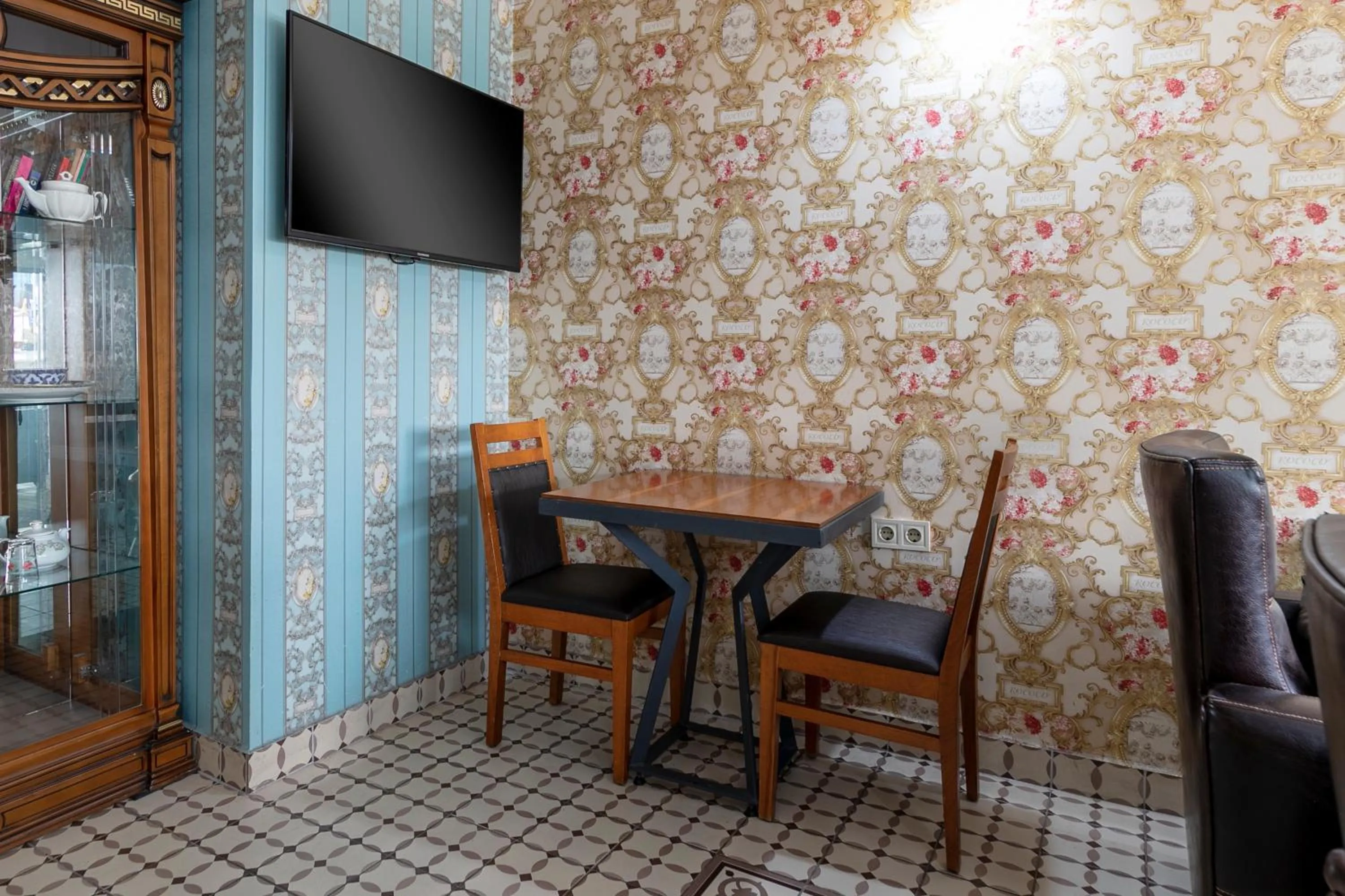 TV and multimedia in HOTEL ÜMİT YENİKAPI