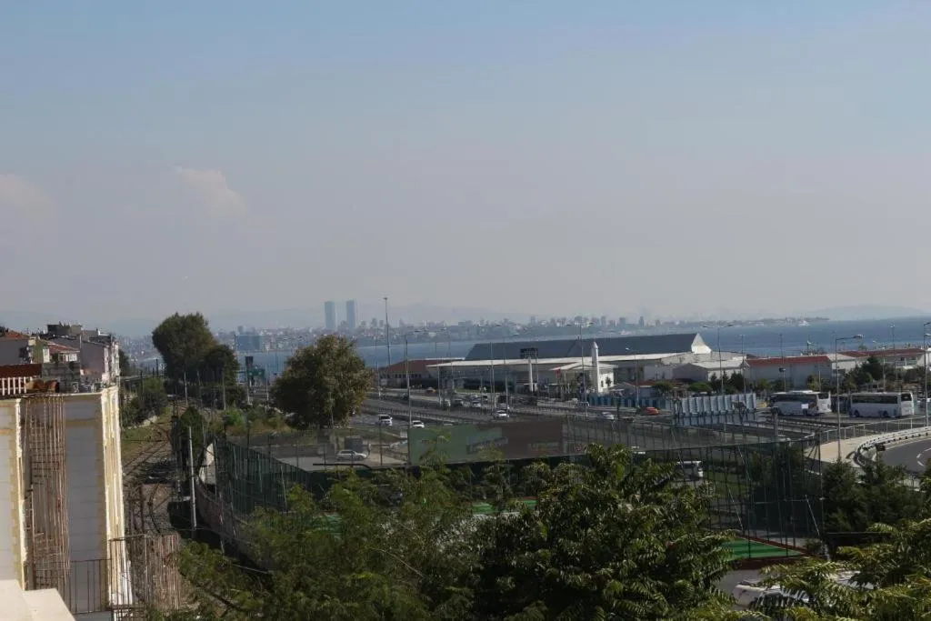 Garden view in HOTEL ÜMİT YENİKAPI
