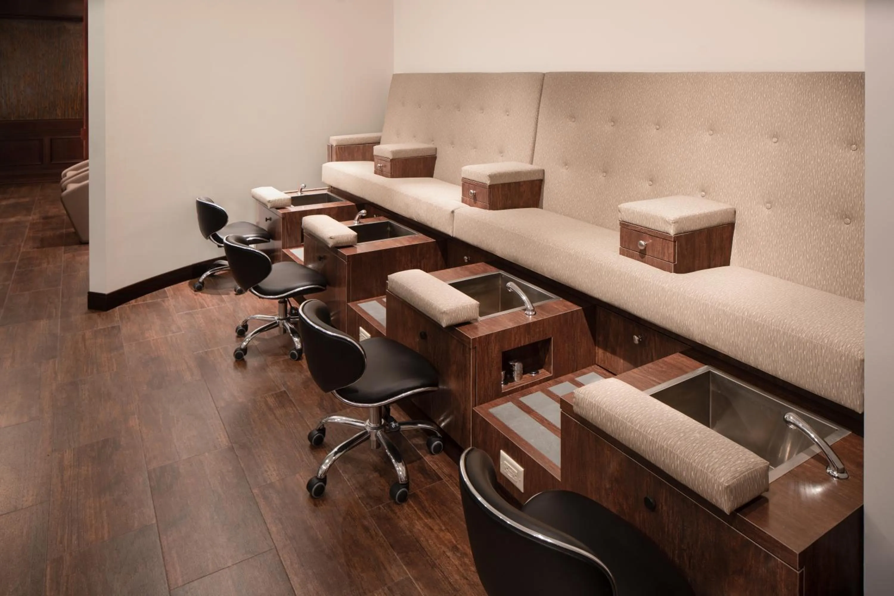 Spa and wellness centre/facilities in Riverside Casino & Golf Resort