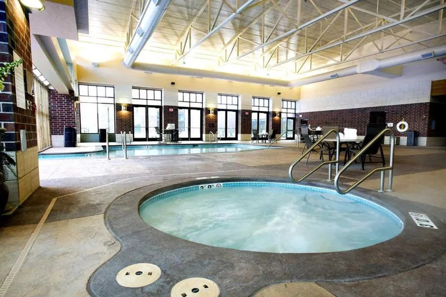 Swimming pool in Riverside Casino & Golf Resort