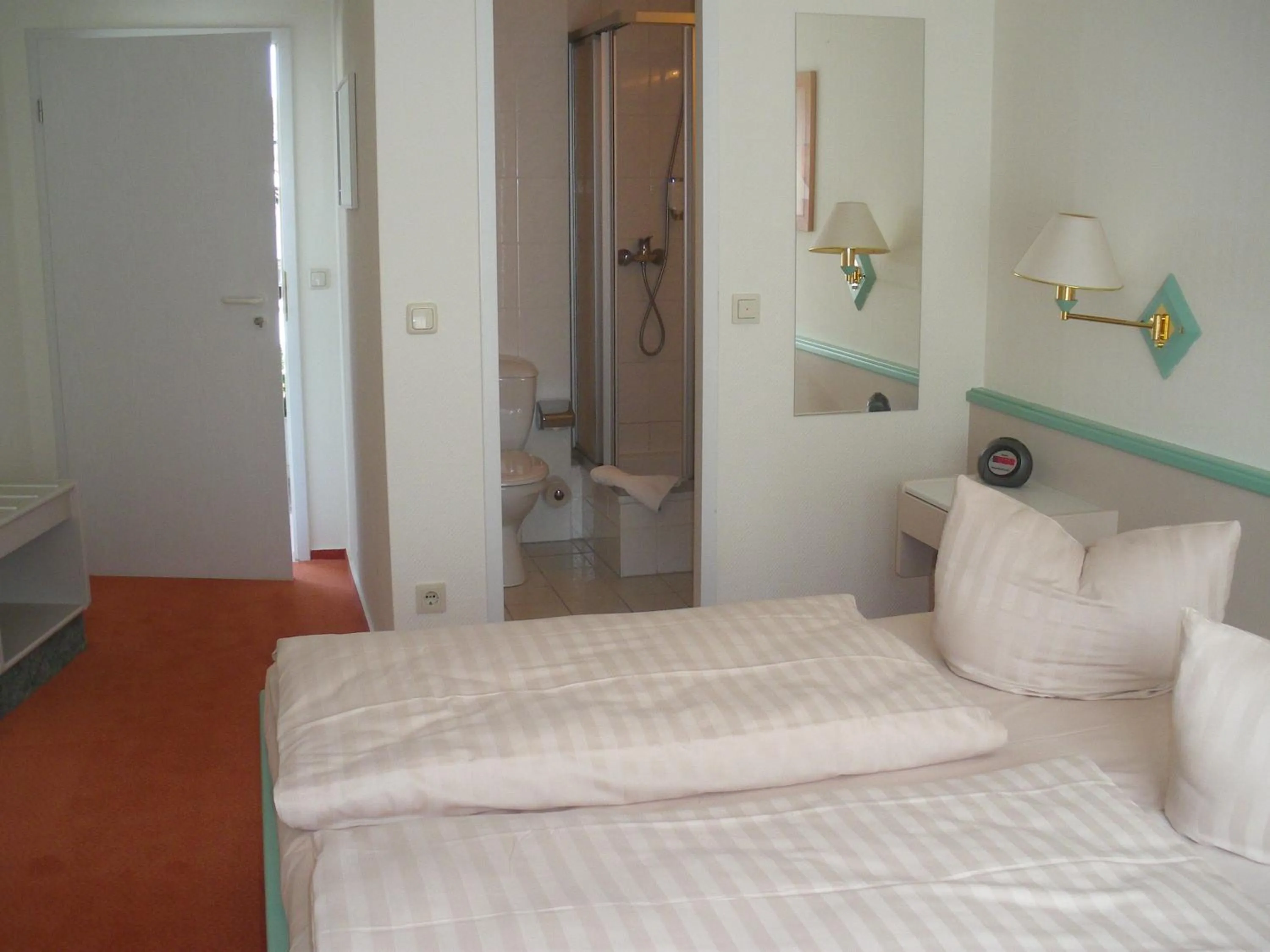 Photo of the whole room, Bed in Hotel Reke