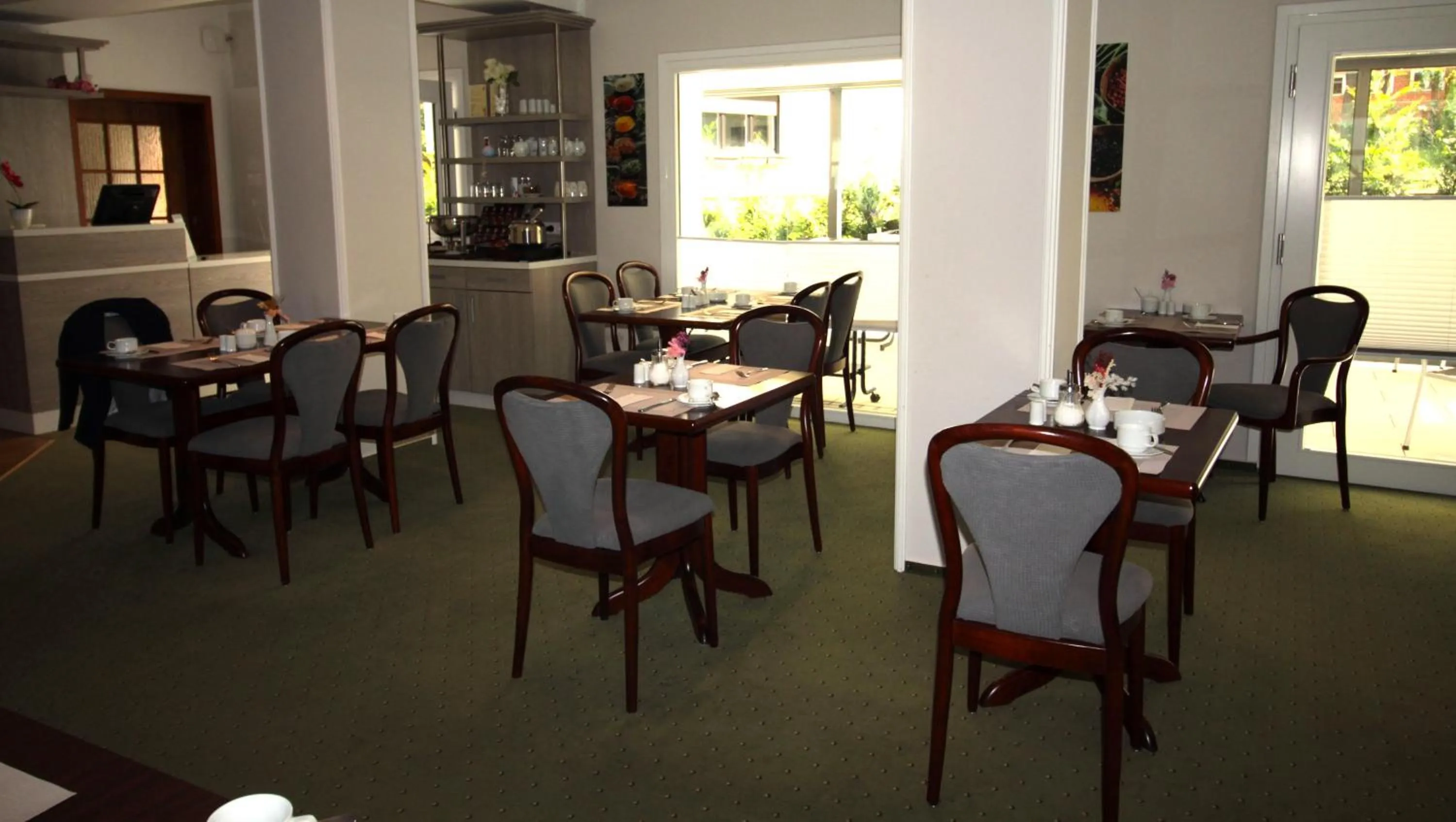 Buffet breakfast in Hotel Reke