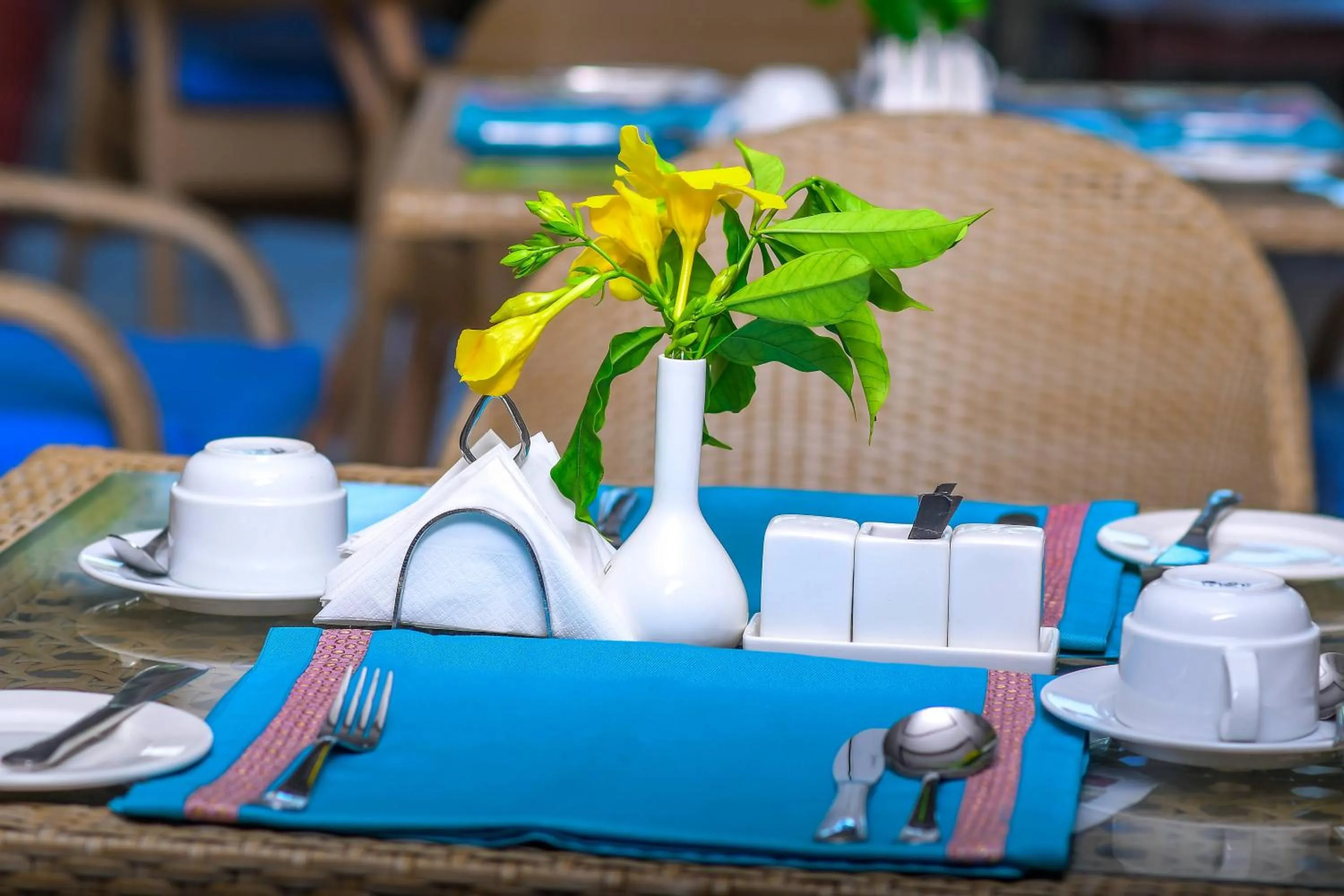 Restaurant/places to eat in Cocoa Luxury Resort, Nyali, Mombasa