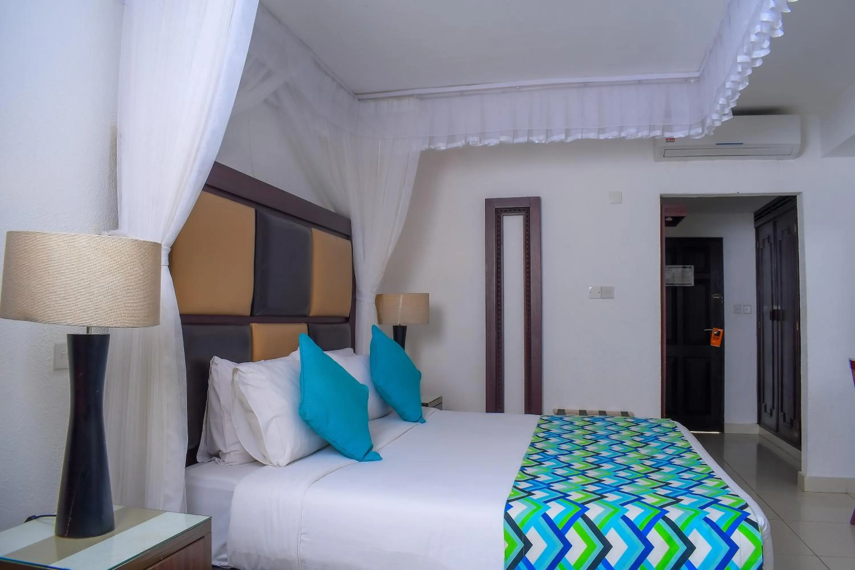 Photo of the whole room, Bed in Cocoa Luxury Resort, Nyali, Mombasa