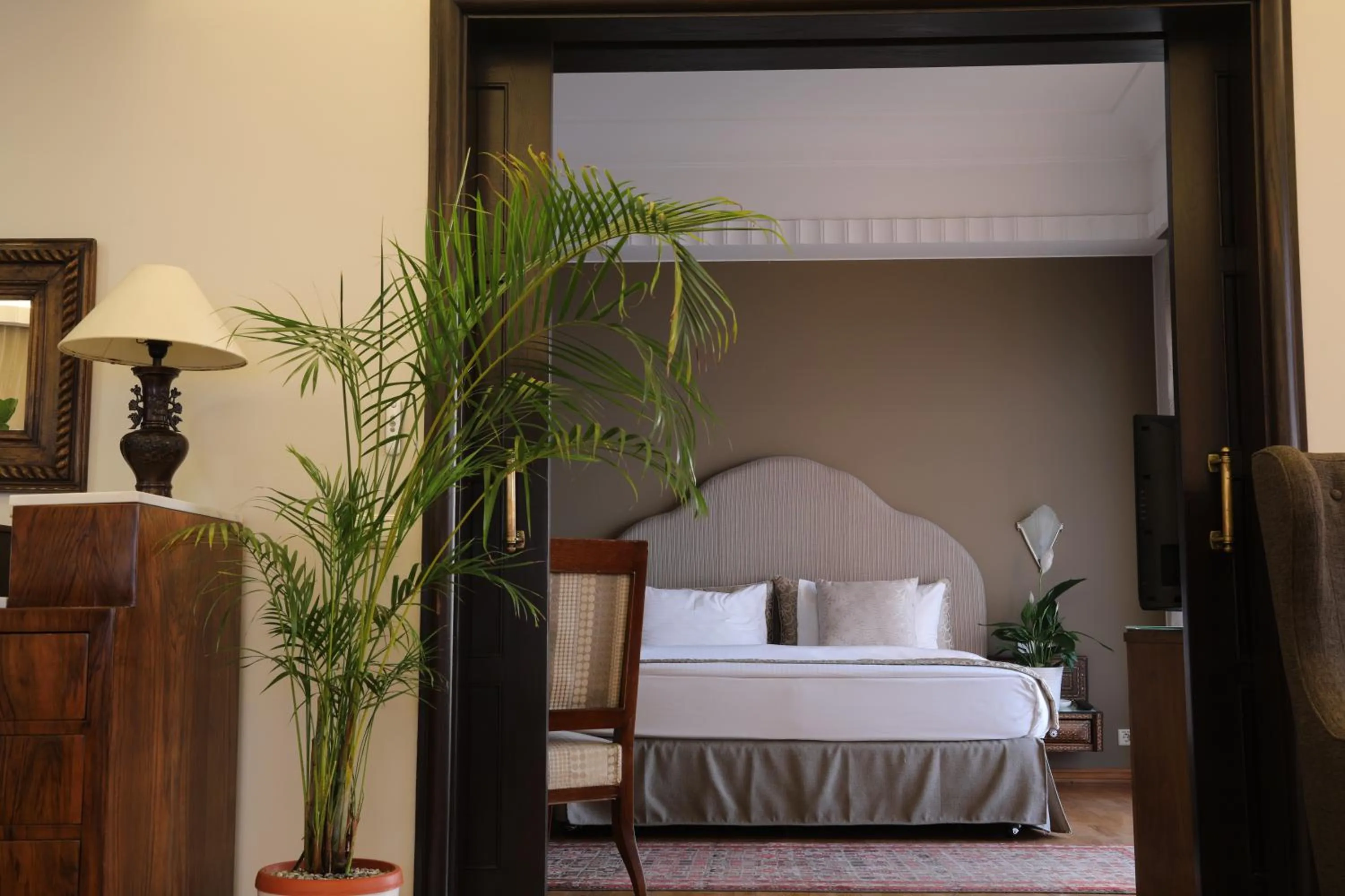 Bed in Warwick Palm Beach Hotel