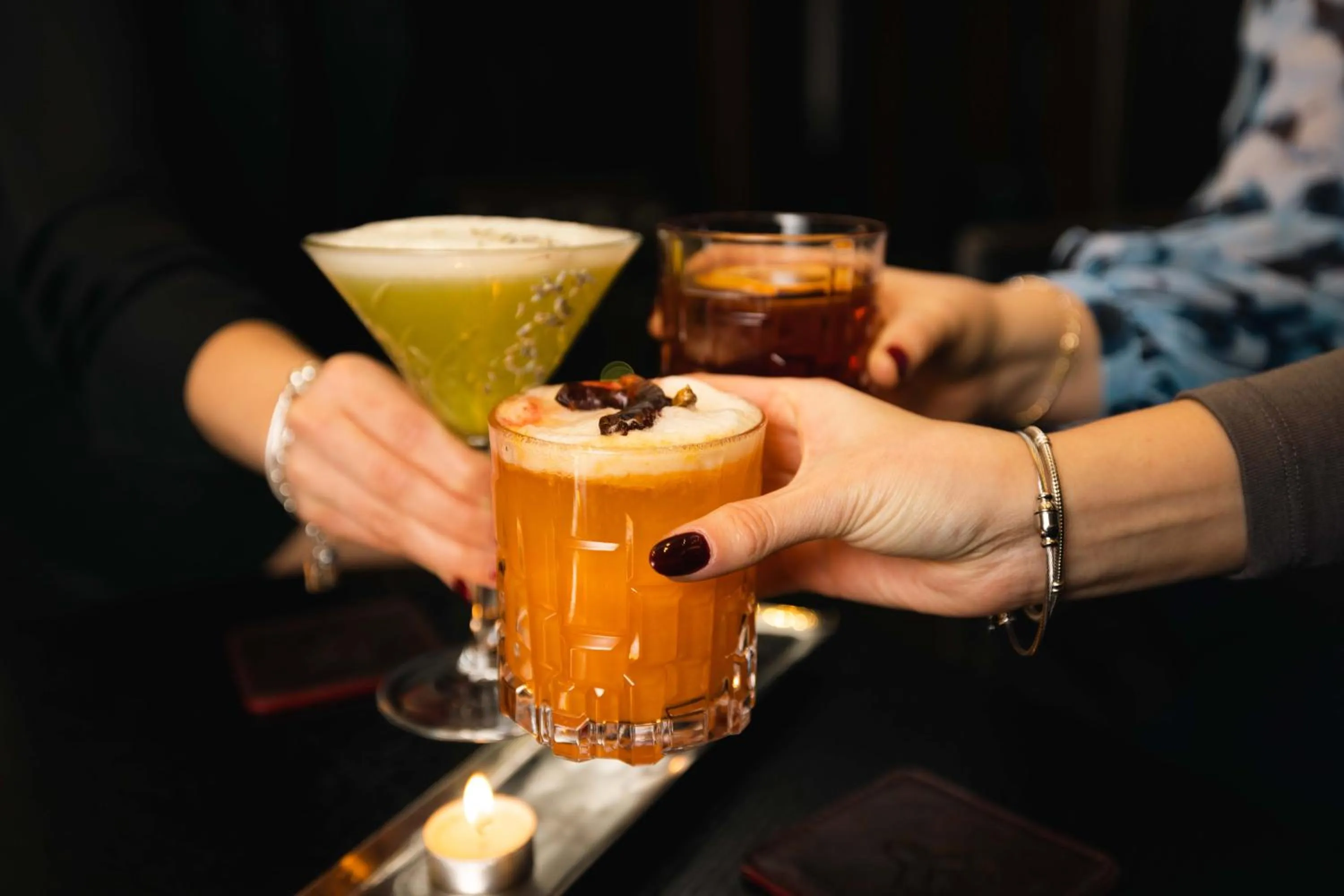 Lounge or bar in Hilton Istanbul Bomonti