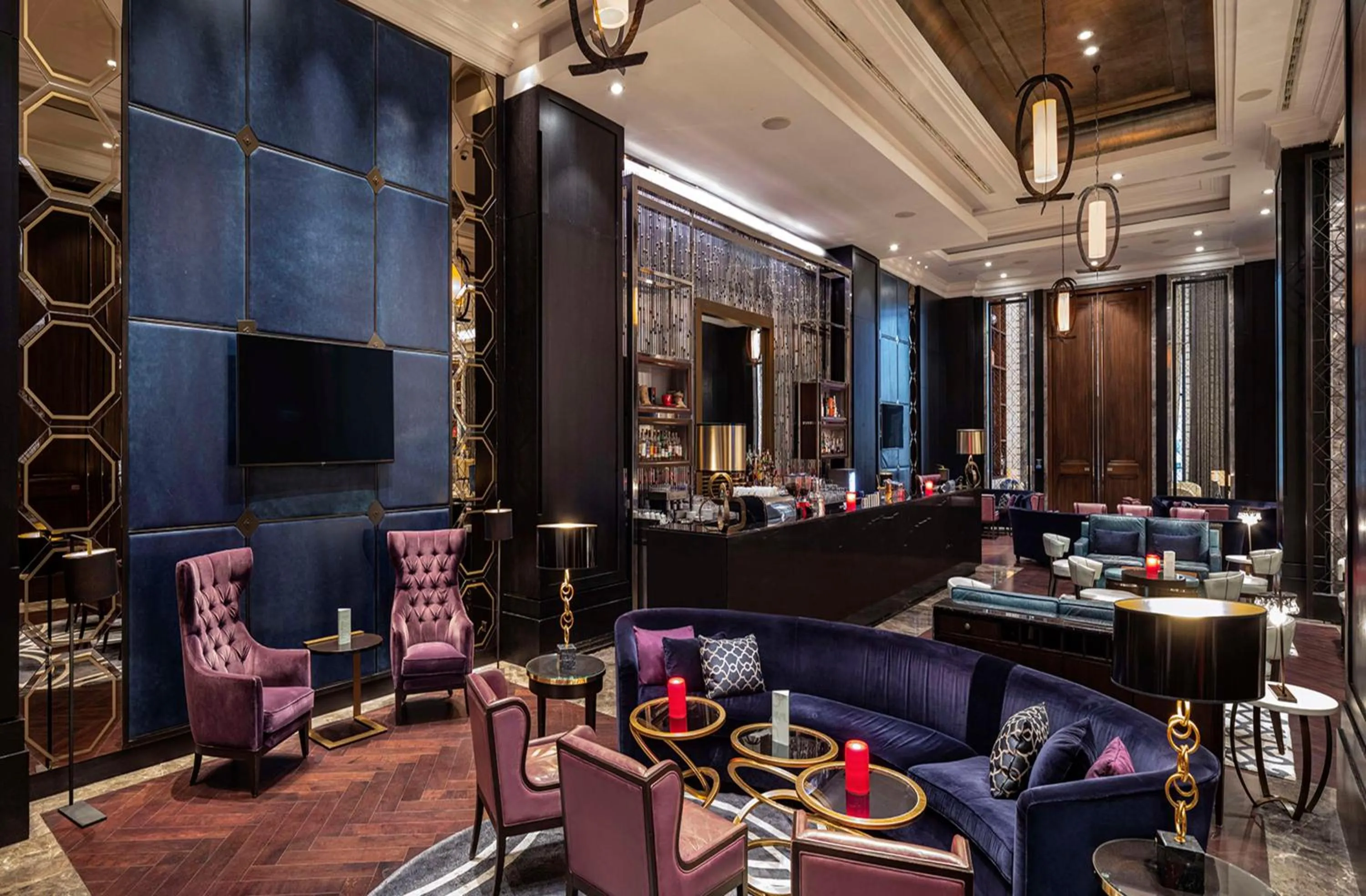 Lobby or reception in Hilton Istanbul Bomonti