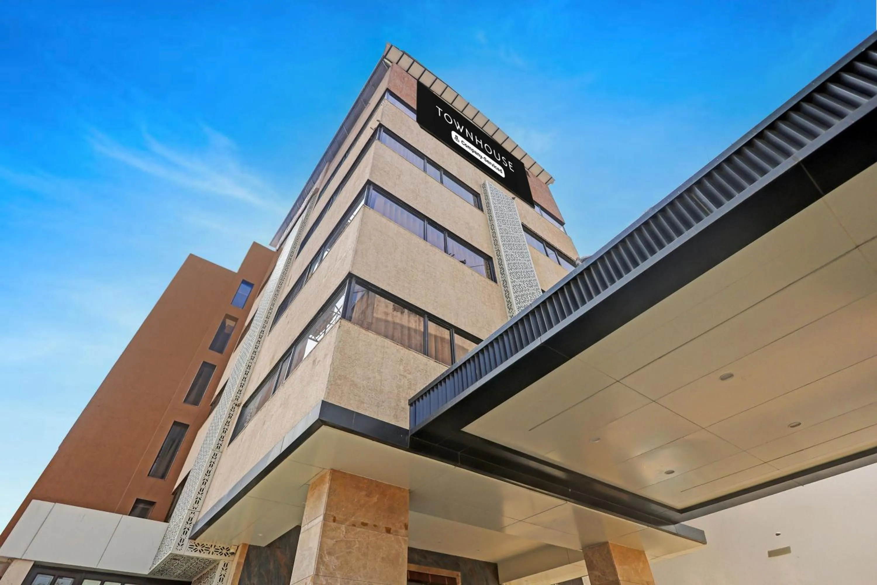 Facade/entrance in Super Townhouse Vadodara Railway Station Road Formerly Hotel Raajpath