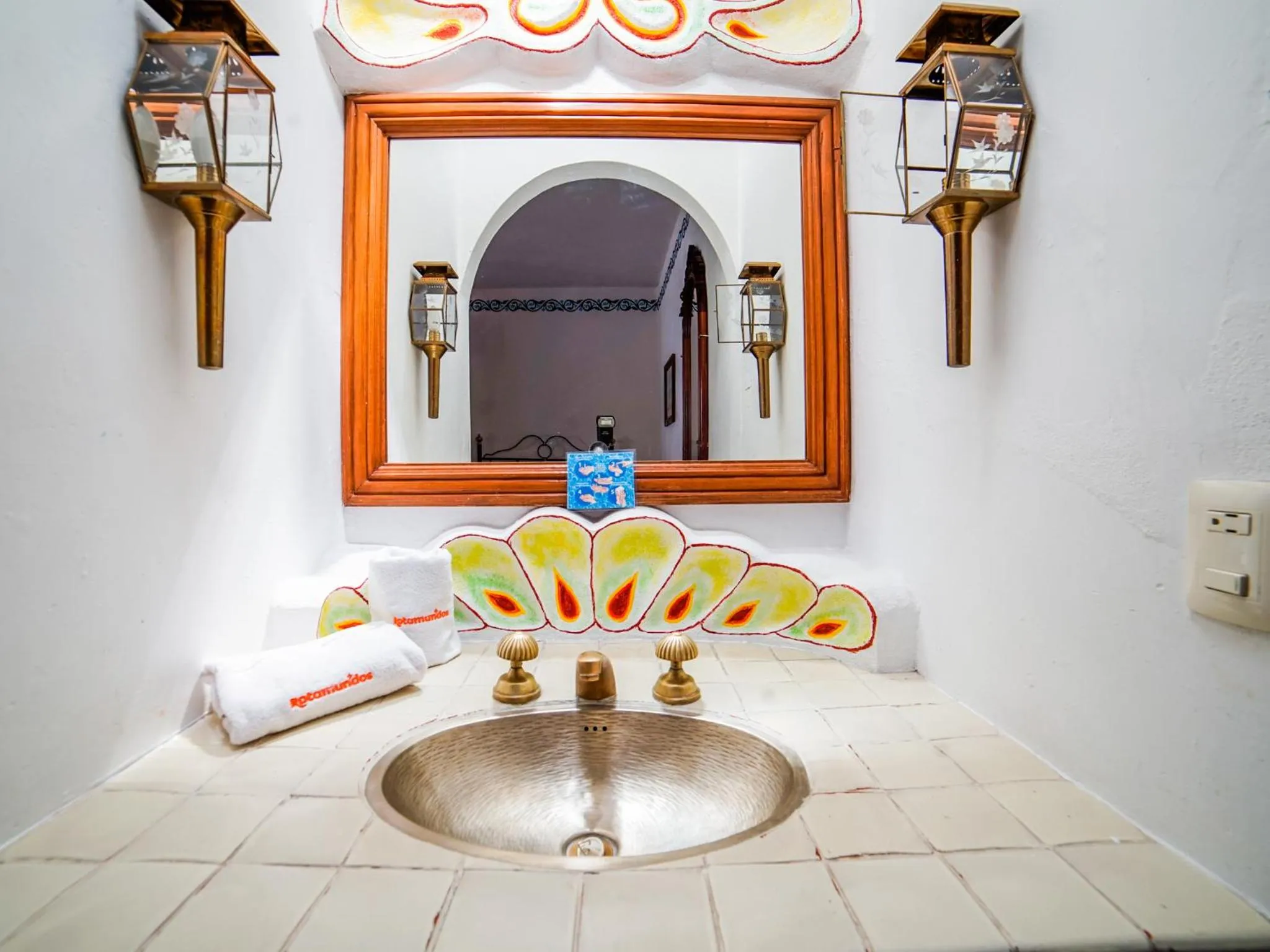 Bathroom in Hotel Mansión Virreyes by Rotamundos