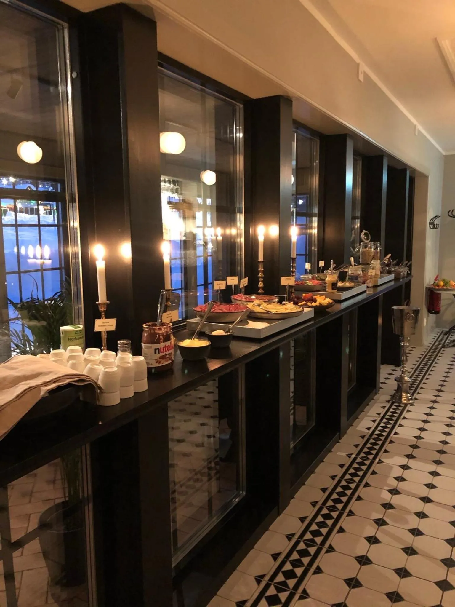 Buffet breakfast in Hotell Viktors