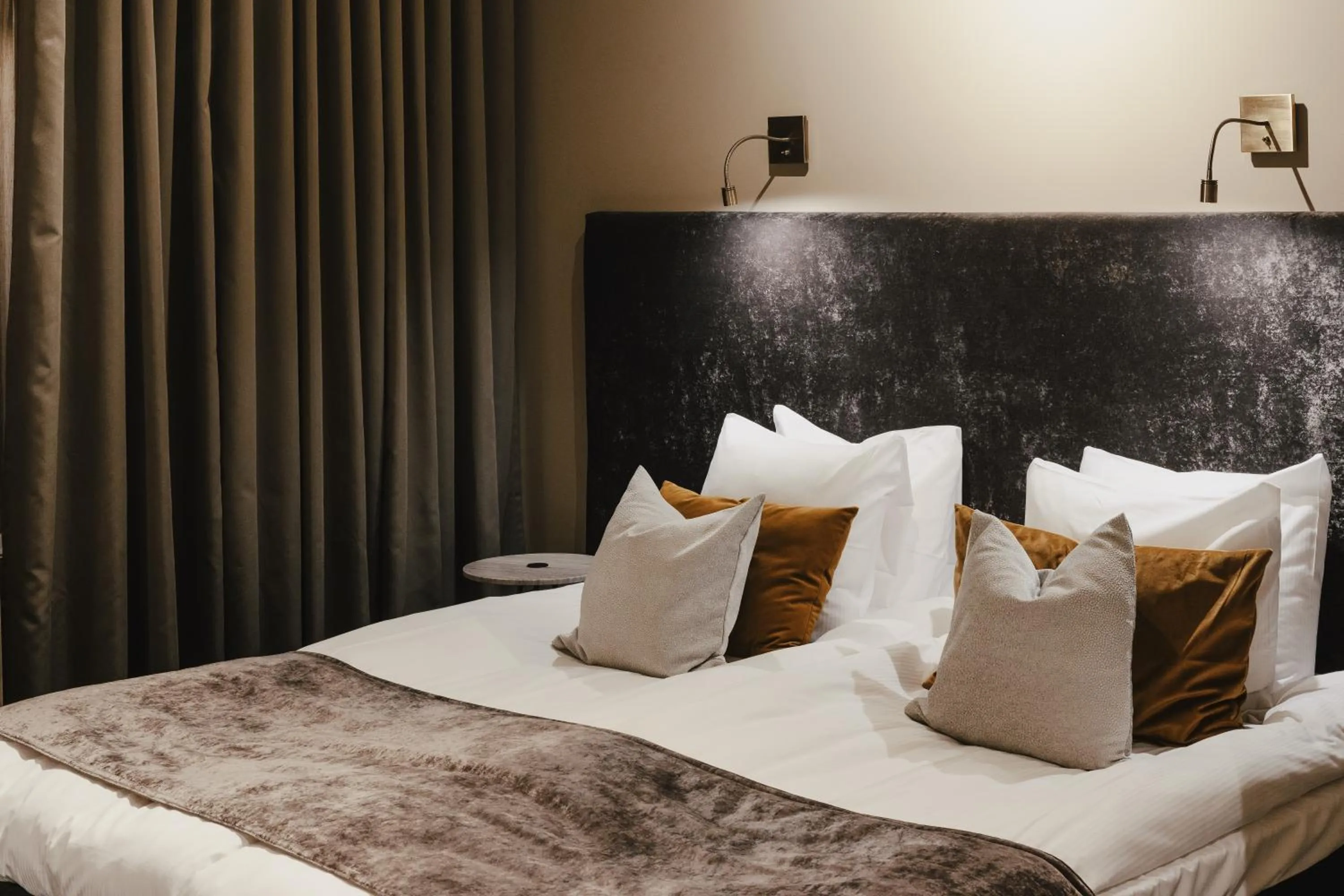 Bed in Hotell Viktors