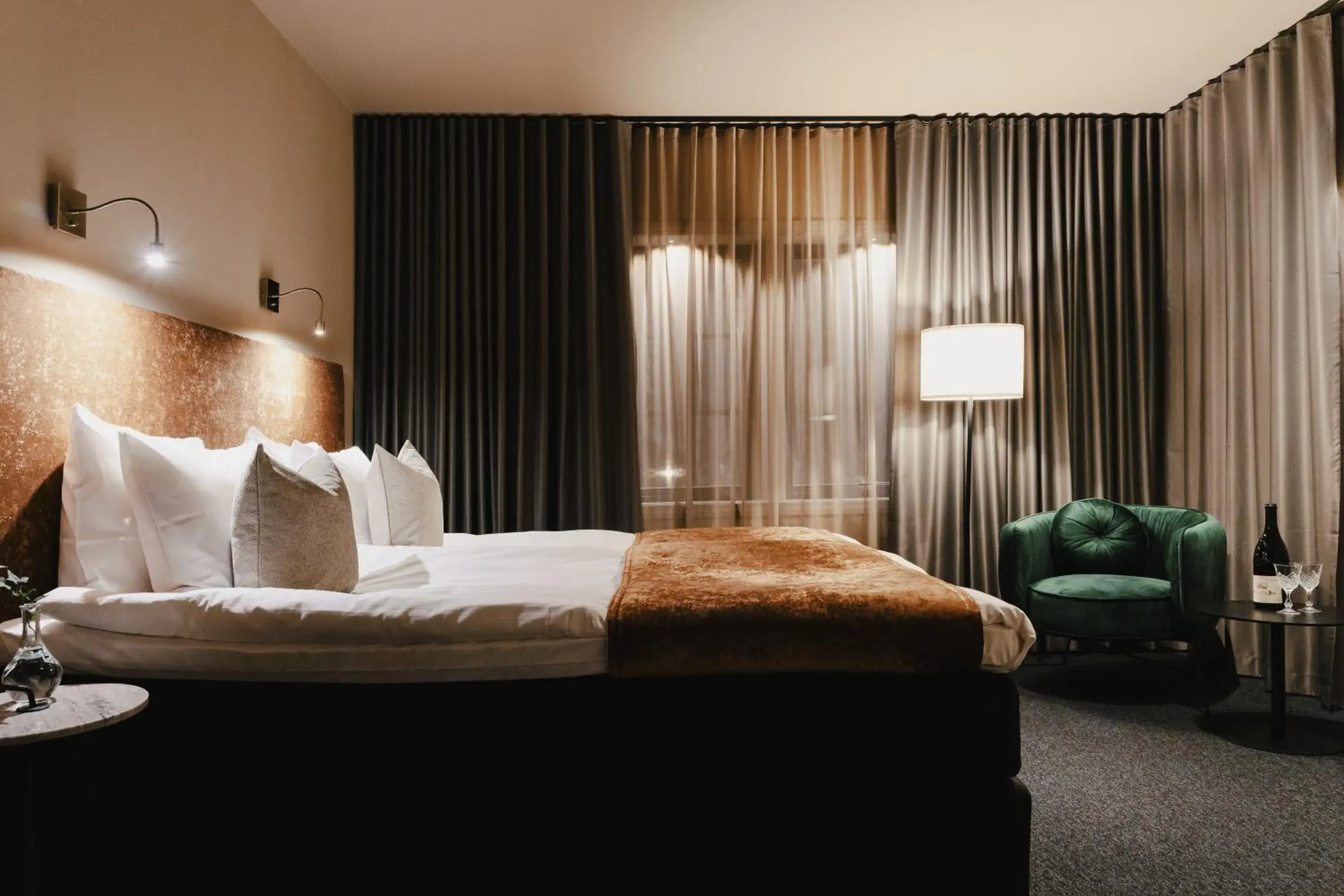 Double Room with Balcony in Hotell Viktors Double Room with Balcony in Hotell Viktors