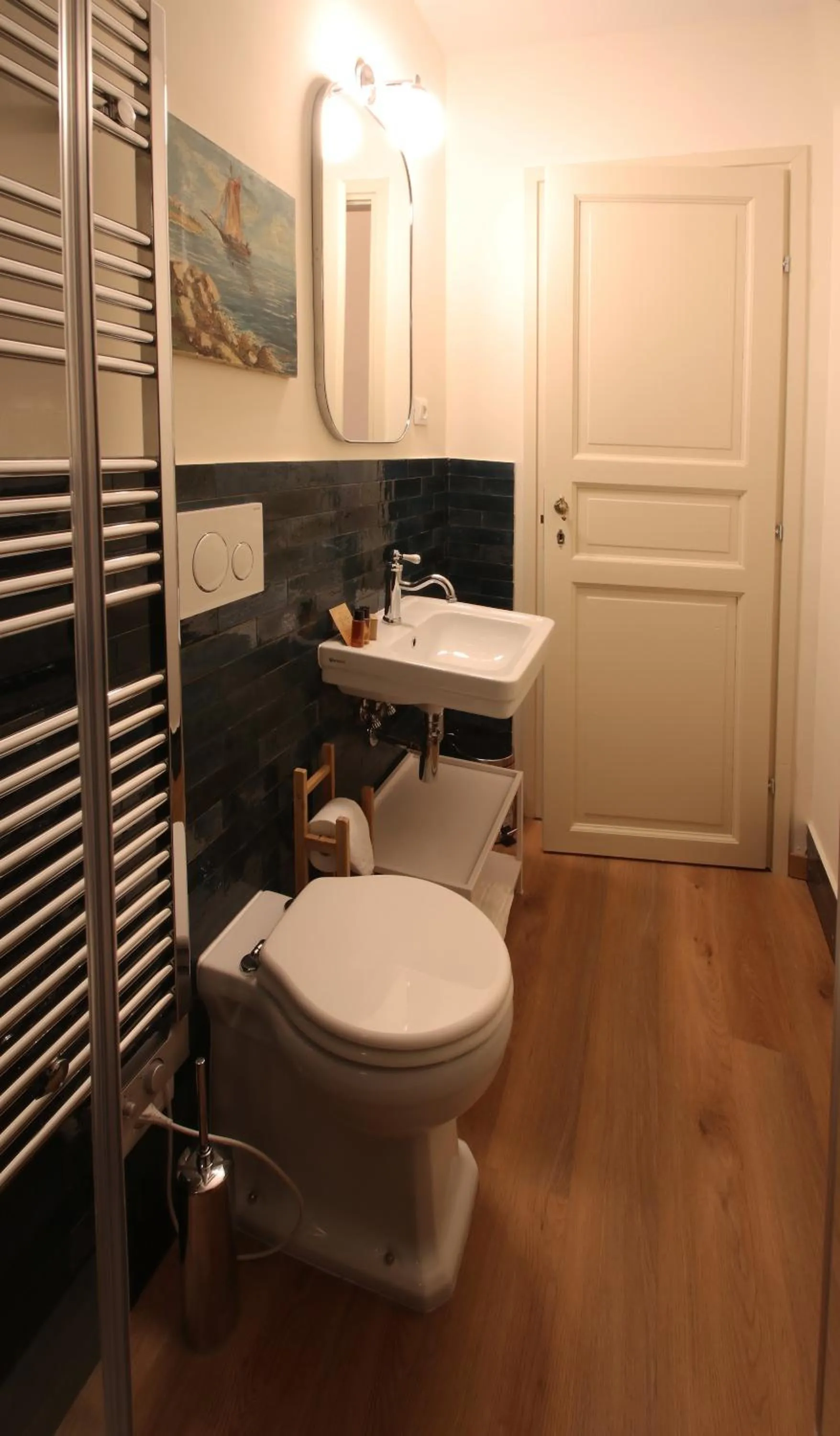 Toilet in Corsini Tintori