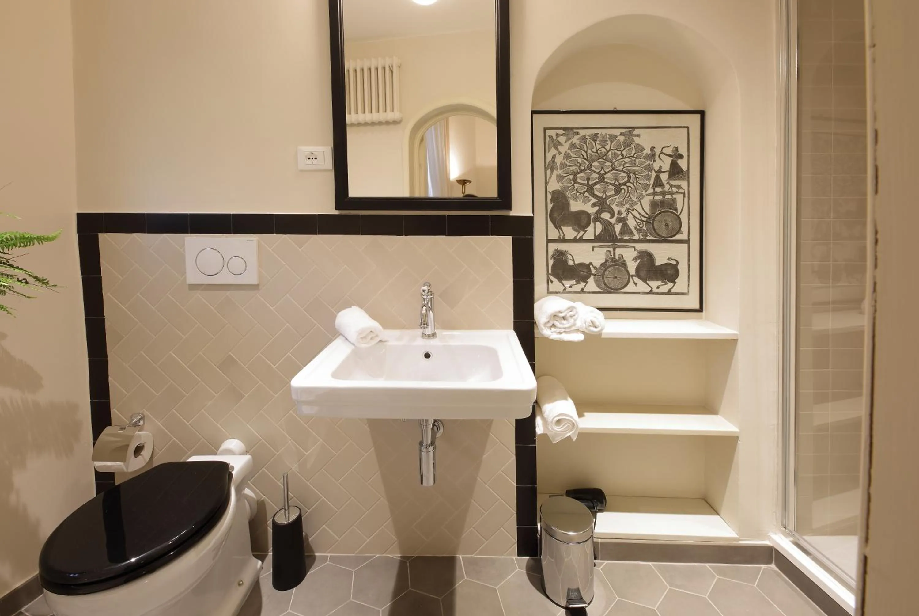 Shower in Corsini Tintori