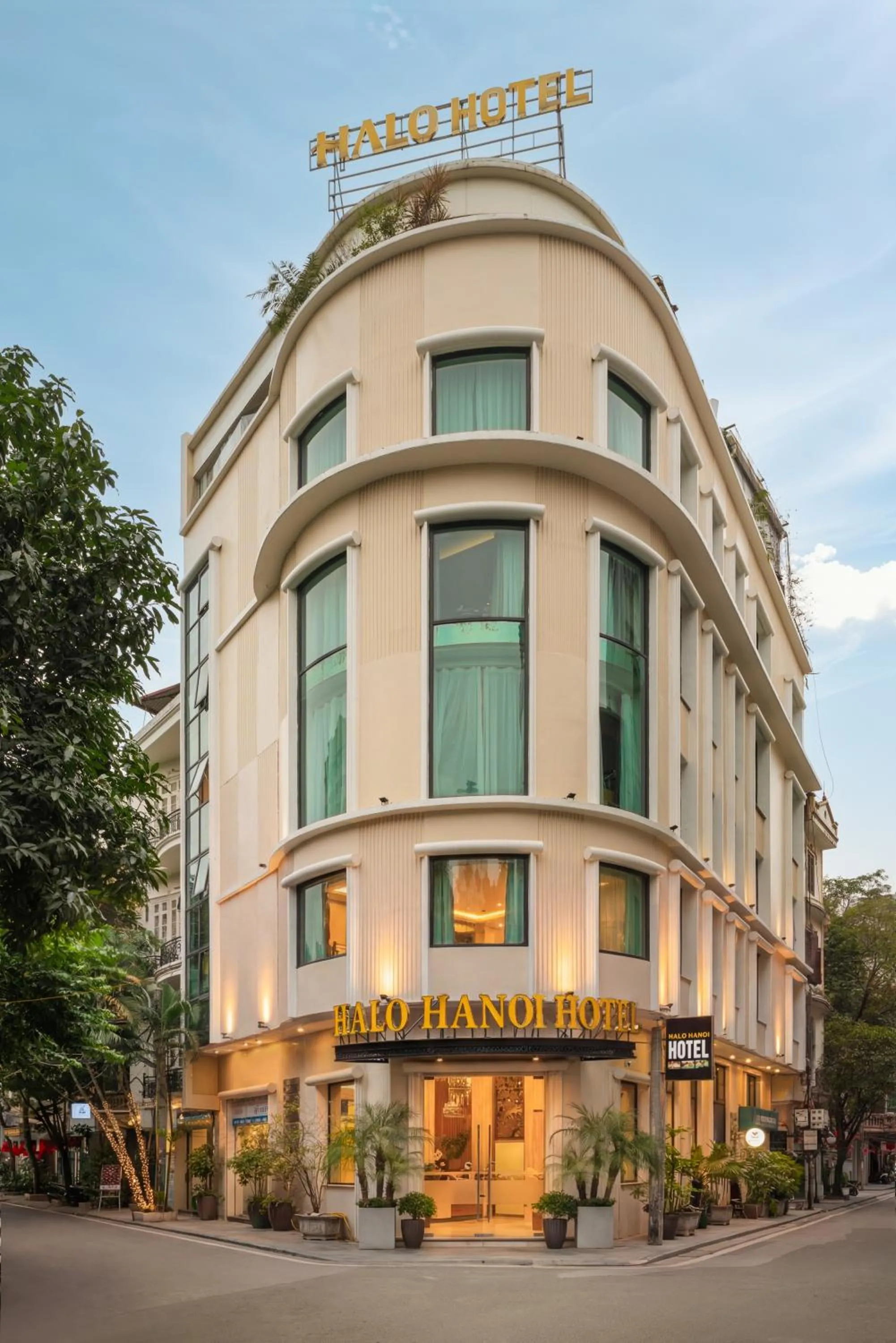 Property building in HALO HANOI HOTEL