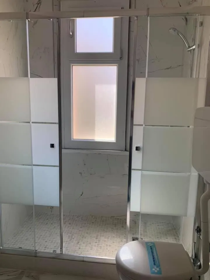 Shower, Bathroom in Hotel Marittima